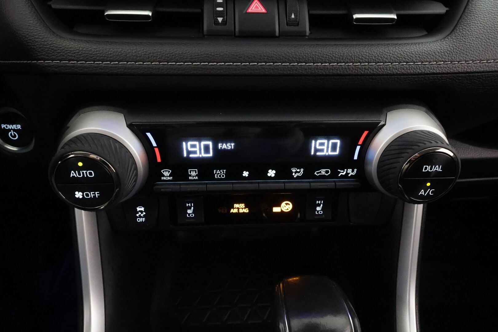 Toyota RAV4 2024 2,5 Hybrid AWD-i Edition * ACC / P.kamera / LED / Navi / Facelift * - 1.Om Suomi-auto / Kahdet renkaat aluvanteilla / Merkkihuollettu