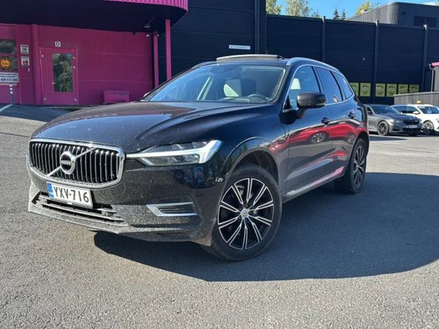 Volvo XC60 2018 T8 AWD Inscription aut *Webasto / Adapt. vak / Panorama / Vetokoukku / Nahat / BLISS / Adapt. LED / P-Kamera * - Polttoaine toiminen lisälämmitin puhelin ohjauksella / Alle taittuva vetokoukku / Juuri tehty jakopää