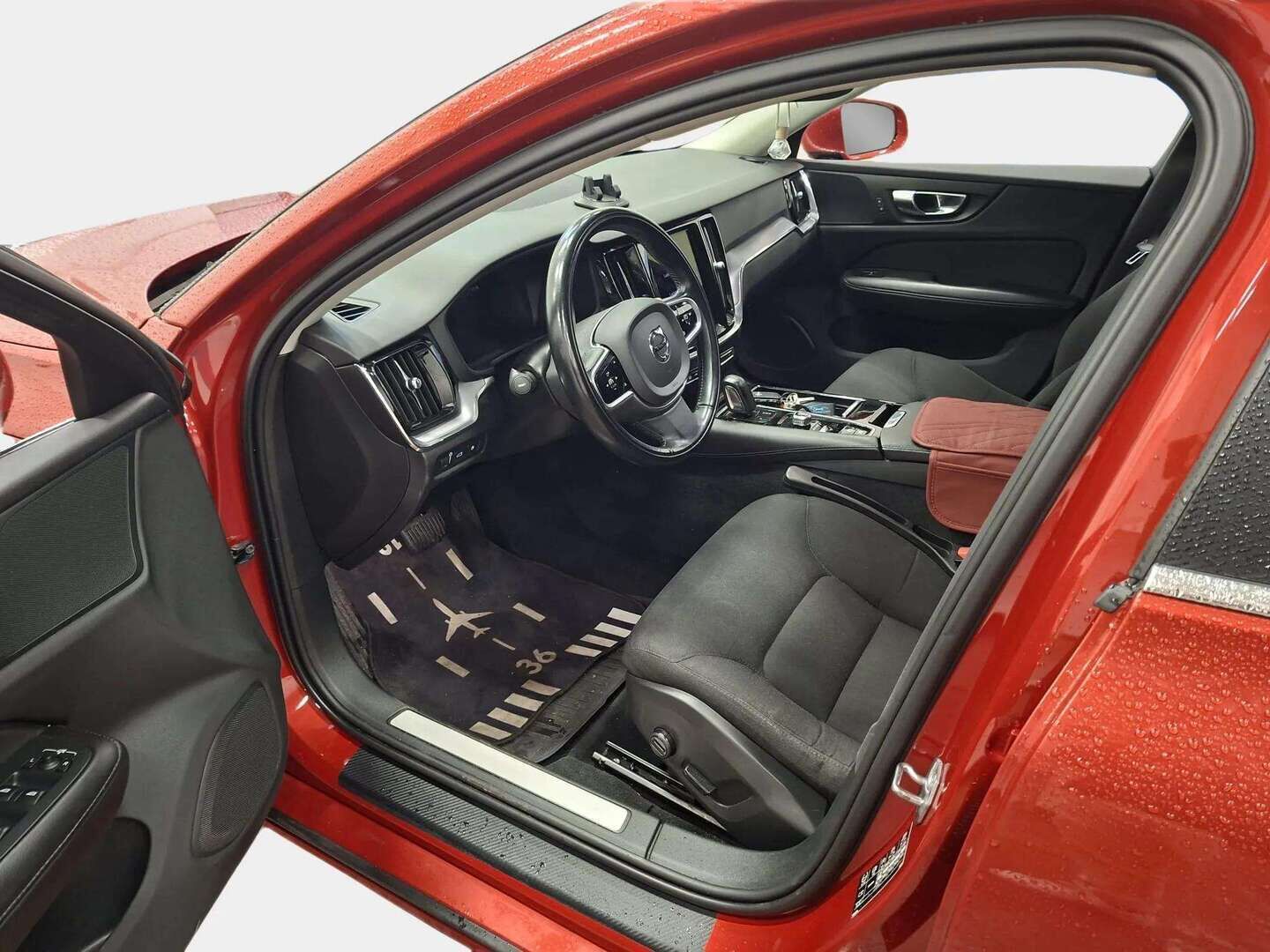 Volvo V60 2020 T6 TwE AWD Inscription Expression aut - | Webasto | ACC | Koukku | P.kamera & tutkat | High Performance Audio | LED| 2xrenkaat & vanteet |