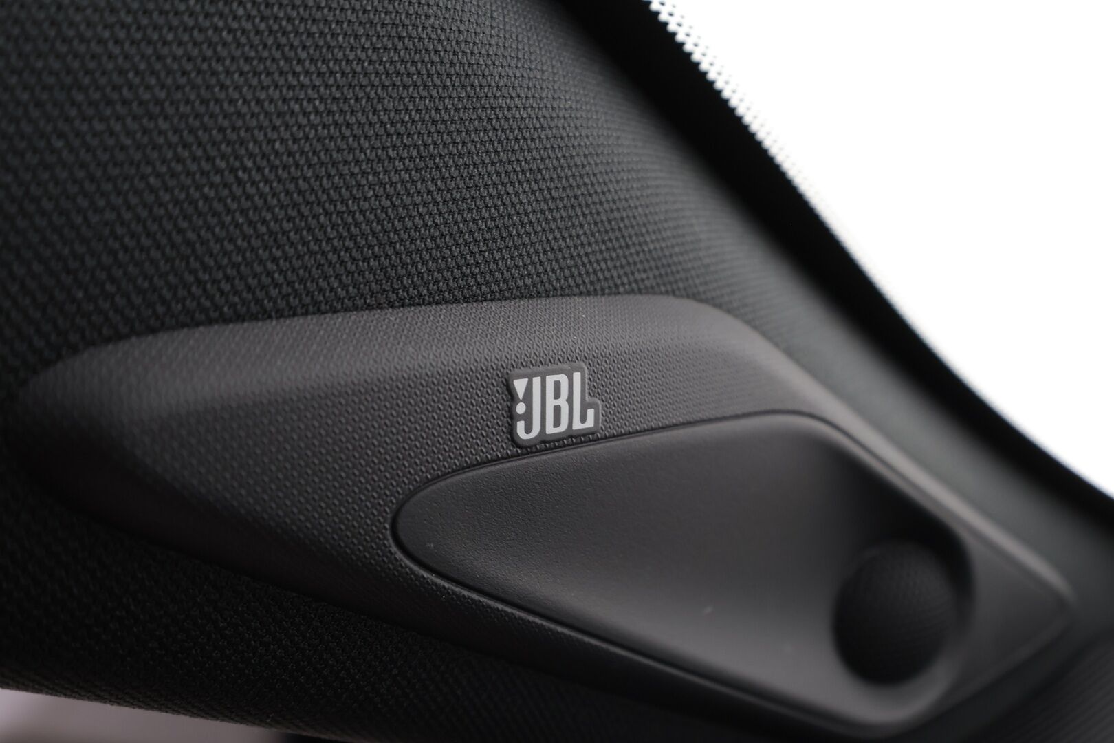 Toyota RAV4 Plug-in 2021 Hybrid 2,5 AWD-i Premium Business * ACC / HUD / 360° / Muistipenkki / Ilmastoidut nahat / JBL / Panorama / Koukku / LED * - Kahdet renkaat aluvanteilla / Merkkihuollettu / Huippuvarusteet - HULLU BLACKWEEK KORKOTARJOUS 2,49%