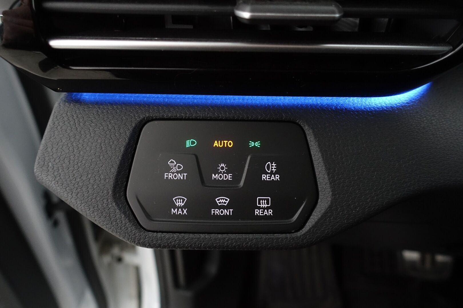 Volkswagen ID.4 2021 Pro Performance 150 kW, akku 77 kWh - TULOSSA HUUTOKAUPAT.COM