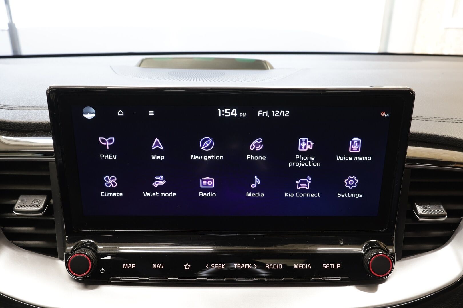 Kia XCeed 2021 1,6 GDI Plug-In Hybrid Business Premium Edition DCT * ACC / Panorama / P.kamera / LED / Navi / Muistipenkki * - KeylessGo / Ilmastoidut nahat / Kahdet renkaat aluvanteilla / Merkkihuollettu / Huippuvarusteet - HULLUT BLACKWEEK JATKOT - KORKOTARJOUS 2,49%