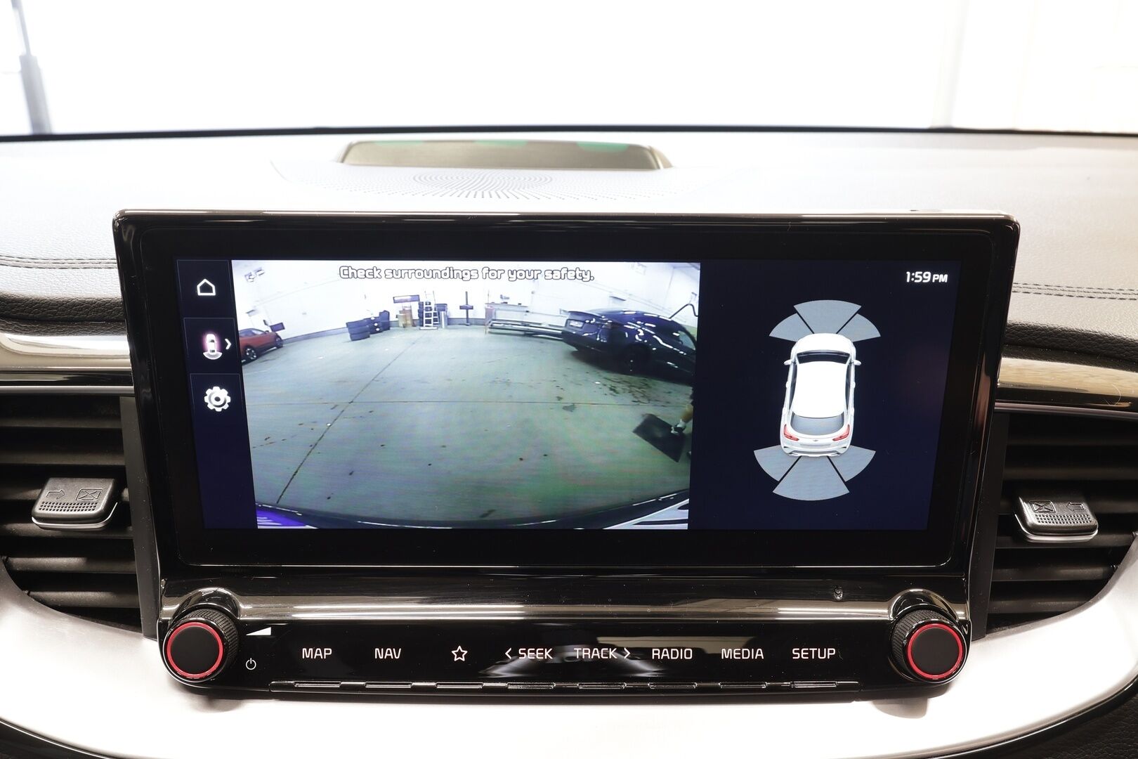 Kia XCeed 2021 1,6 GDI Plug-In Hybrid Business Premium Edition DCT * ACC / Panorama / P.kamera / LED / Navi / Muistipenkki * - KeylessGo / Ilmastoidut nahat / Kahdet renkaat aluvanteilla / Merkkihuollettu / Huippuvarusteet - HULLUT BLACKWEEK JATKOT - KORKOTARJOUS 2,49%