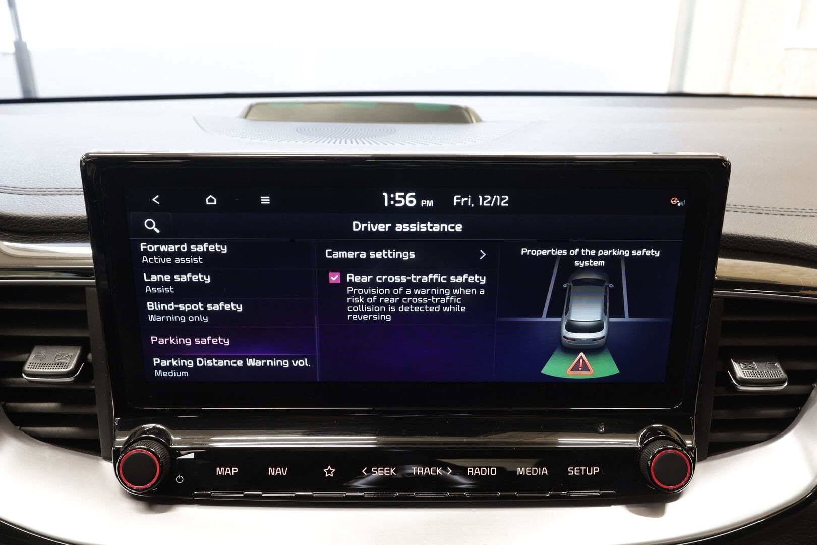 Kia XCeed 2021 1,6 GDI Plug-In Hybrid Business Premium Edition DCT * ACC / Panorama / P.kamera / LED / Navi / Muistipenkki * - KeylessGo / Ilmastoidut nahat / Kahdet renkaat aluvanteilla / Merkkihuollettu / Huippuvarusteet