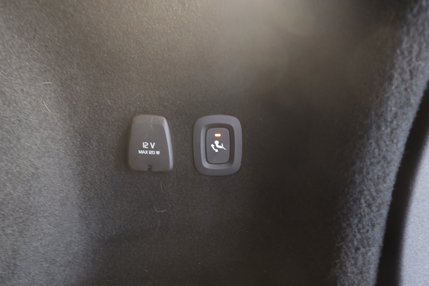 Volvo V60 2021 T8 TwE AWD Inscription aut - | ACC | Webasto | Koukku | Harman/Kardon | Sporttinahat muistilla | Panorama | P.kamera | Pilot assist | BLIS | Merkkihuollot | 