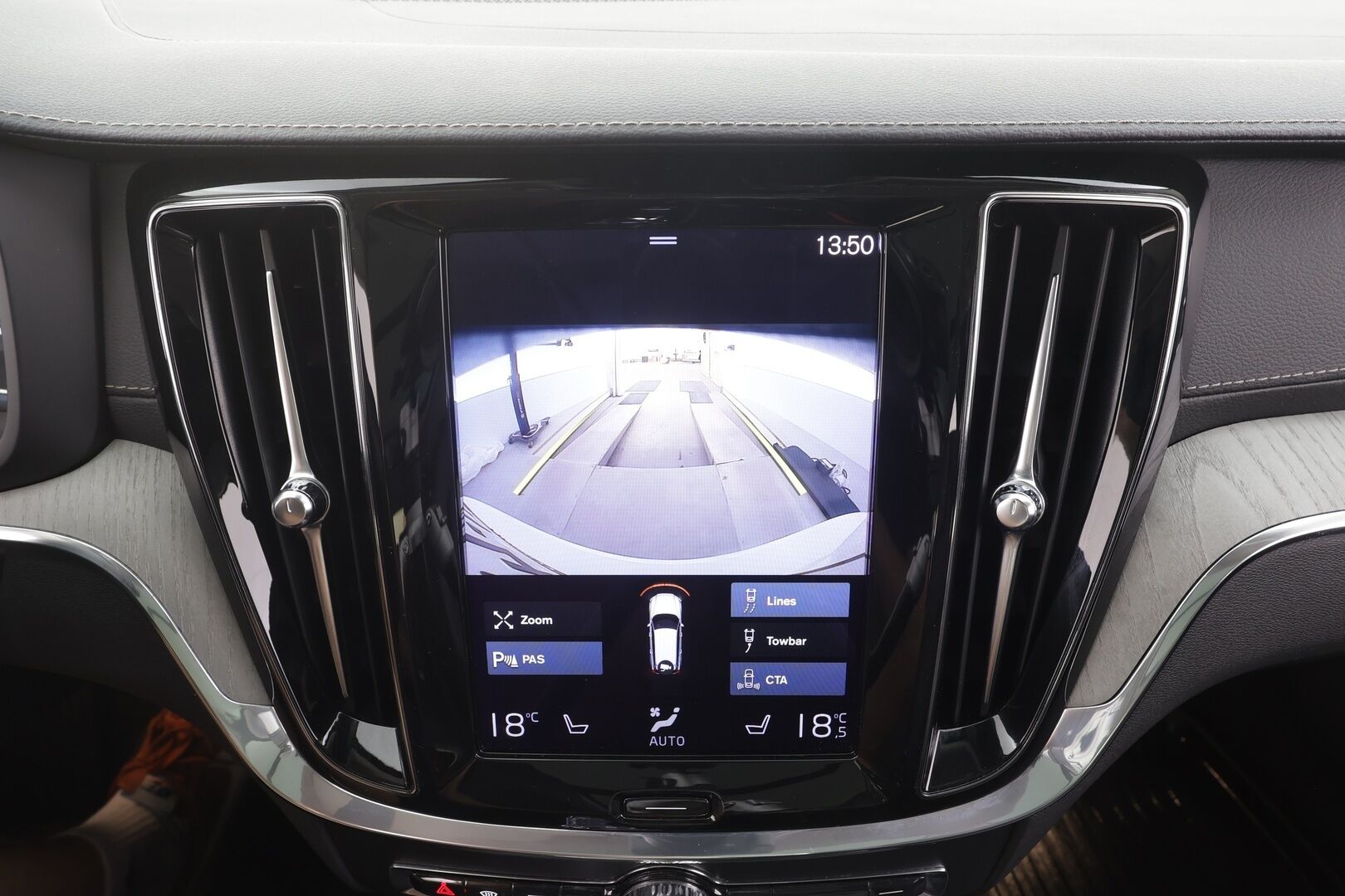 Volvo V60 2021 T8 TwE AWD Inscription aut - | ACC | Webasto | Koukku | Harman/Kardon | Sporttinahat muistilla | Panorama | P.kamera | Pilot assist | BLIS | Merkkihuollot | 