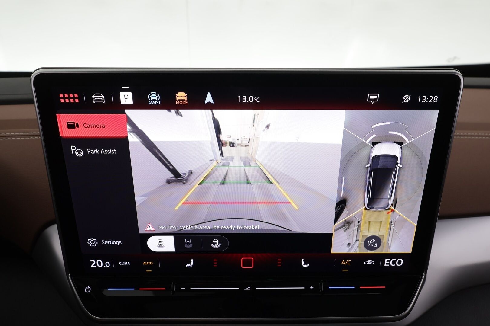 Volkswagen ID.4 2024 Pro 4MOTION Elegance 210 kW / 286 hv, akku 77 kWh * ACC / HUD / H&K / Lasikatto / ILP / 360° / IQ.Light / Muistipenkit * - Akuston esilämmitys / 1.Om Suomi-auto / Kahdet renkaat aluvanteilla / Huippuvarusteet - HULLUT AVAJAISHULINAT KORKOTARJOUS 3,29 %