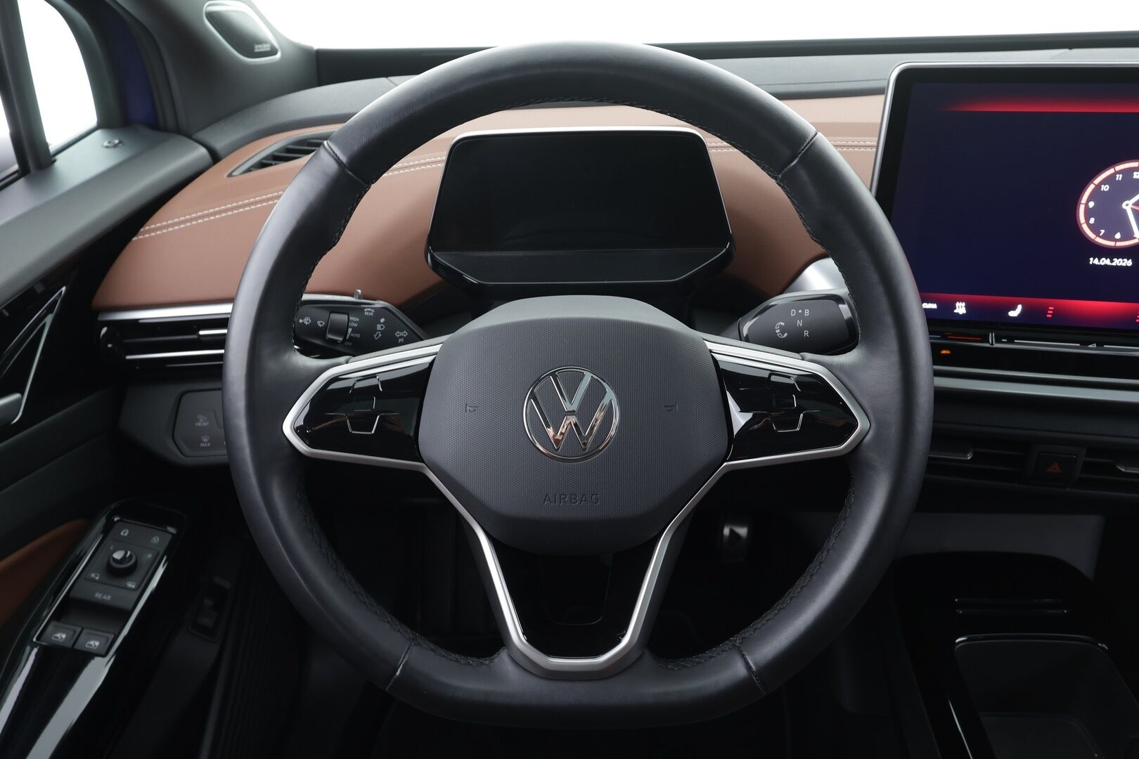 Volkswagen ID.4 2024 Pro 4MOTION Elegance 210 kW / 286 hv, akku 77 kWh * ACC / HUD / H&K / Lasikatto / ILP / 360° / IQ.Light / Muistipenkit * - Akuston esilämmitys / 1.Om Suomi-auto / Kahdet renkaat aluvanteilla / Huippuvarusteet - HULLUT AVAJAISHULINAT KORKOTARJOUS 3,29 %