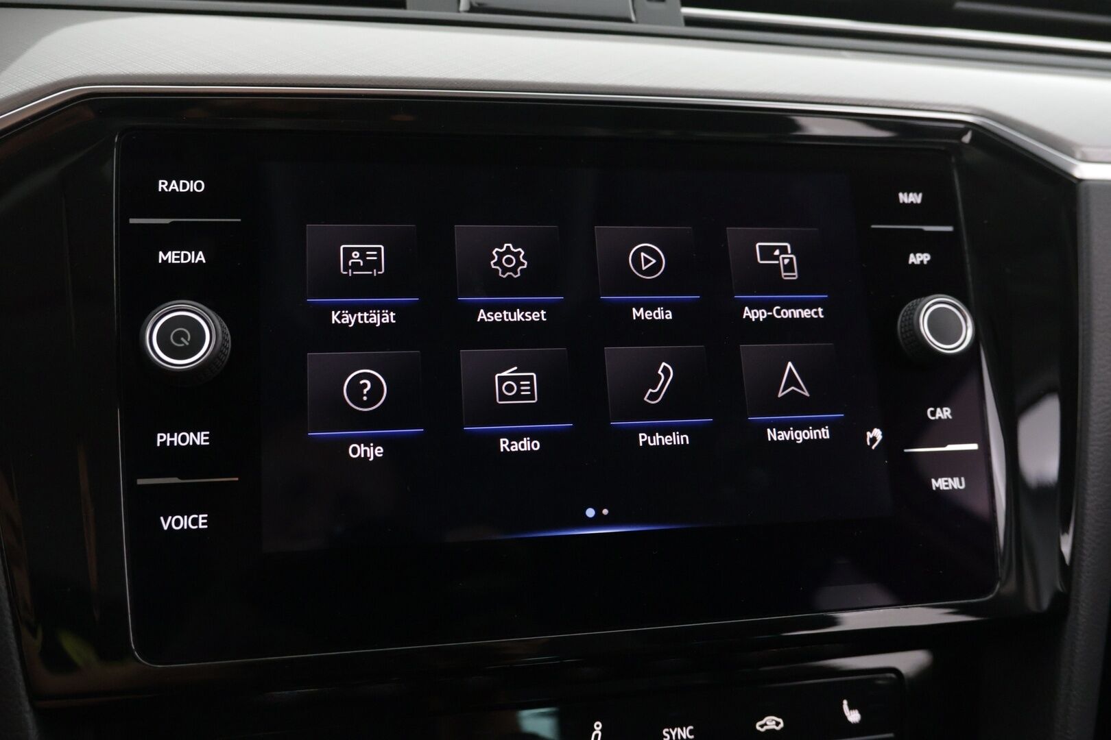 Volkswagen Passat 2022 Variant GTE Premium Plug-In Hybrid 160 kW DSG-automaatti - | ACC | P-Kamera | Puolinahkapenkit | 2x Renkaat
