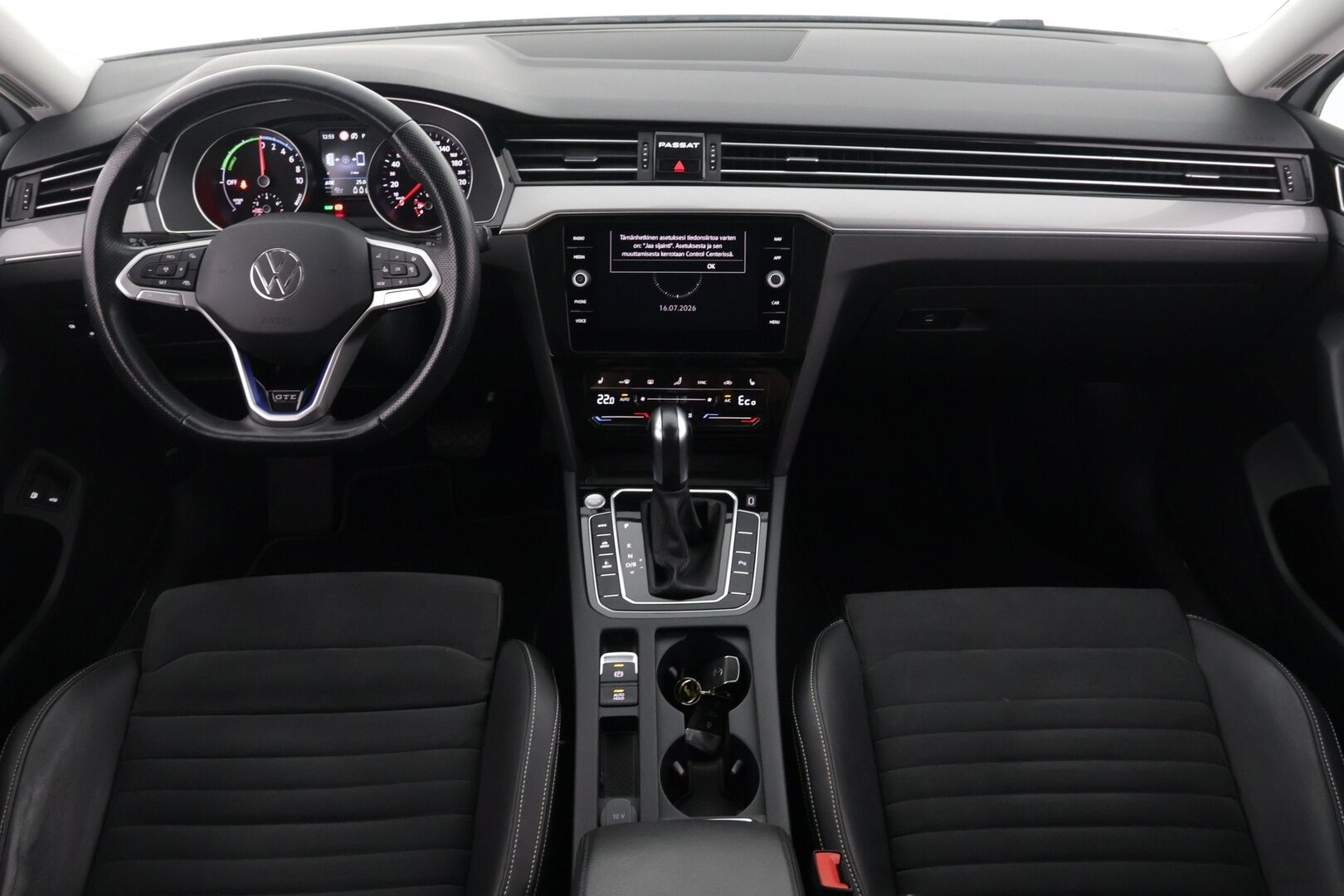 Volkswagen Passat 2022 Variant GTE Premium Plug-In Hybrid 160 kW DSG-automaatti - | ACC | P-Kamera | Puolinahkapenkit | 2x Renkaat