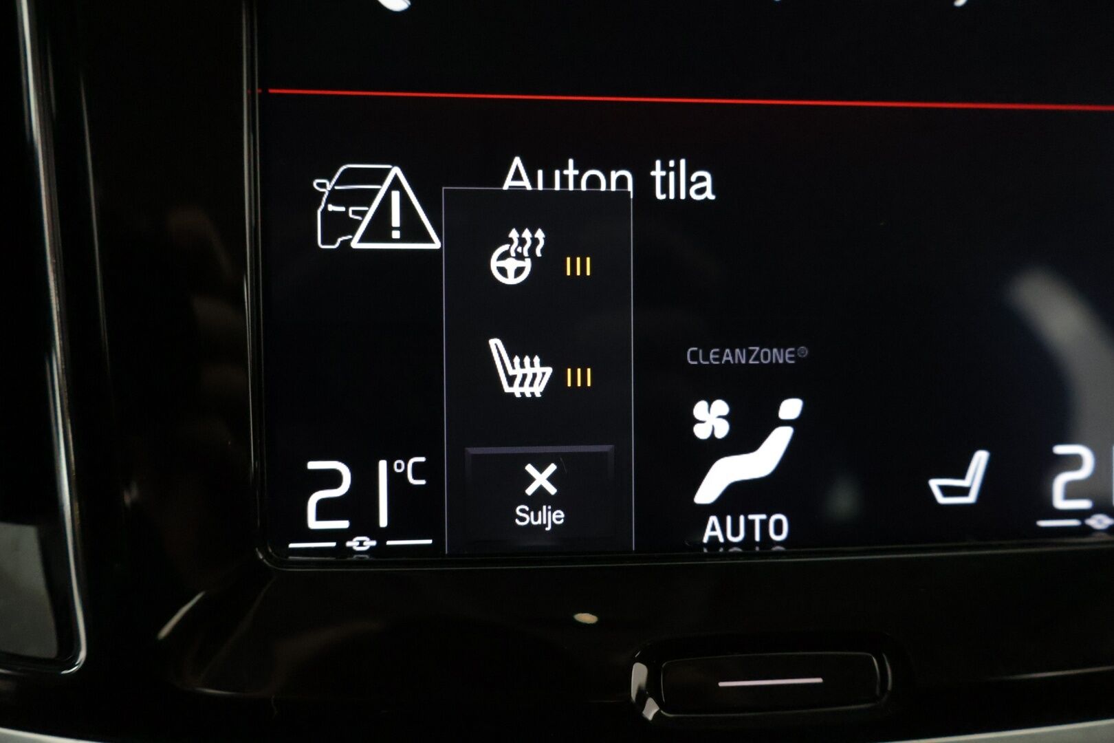 Volvo V60 2020 T6 TwE AWD Momentum ** BLIS / ACC/ Koukku / Puolinahat** - Kahdet renkaat vanteineen / Digimittaristo / Ambient lights