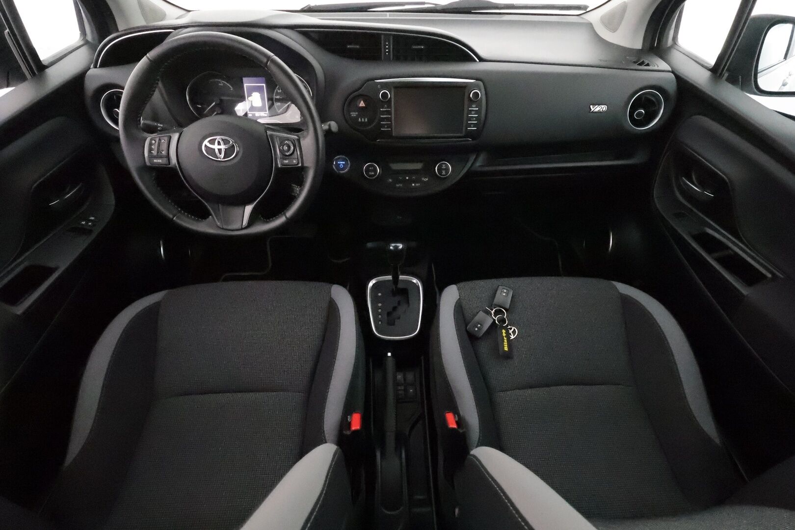 Toyota Yaris 2019 1,5 Hybrid Y20 Edition Business 5ov **Vakkari / P.kamera / Kaistanpitoavustin / Kahdet renkaat**