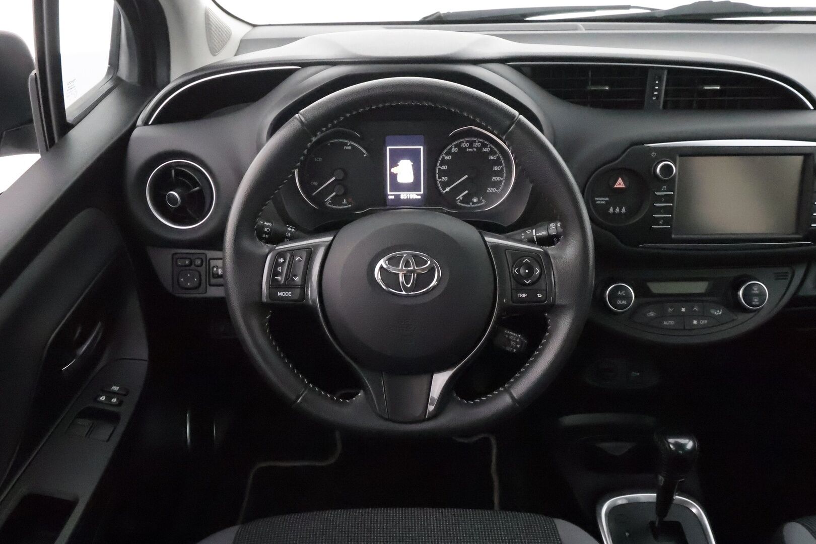 Toyota Yaris 2019 1,5 Hybrid Y20 Edition Business 5ov **Vakkari / P.kamera / Kaistanpitoavustin / Kahdet renkaat**