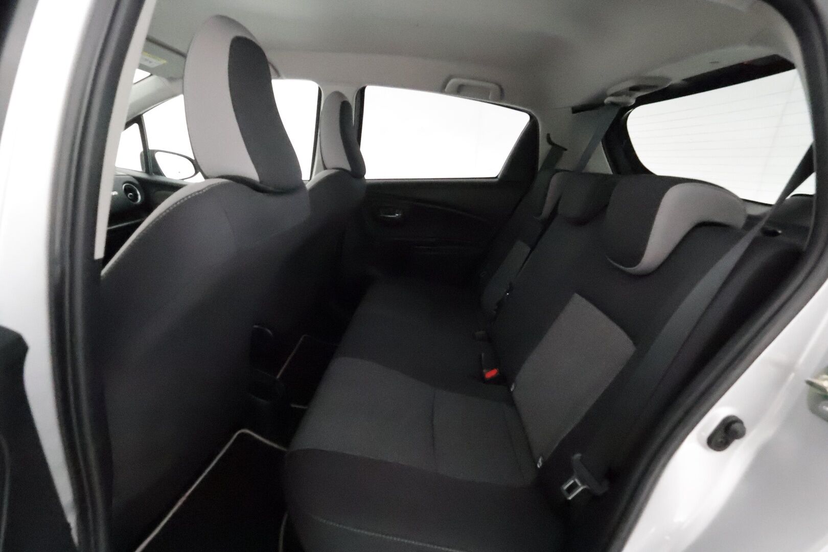 Toyota Yaris 2019 1,5 Hybrid Y20 Edition Business 5ov **Vakkari / P.kamera / Kaistanpitoavustin / Kahdet renkaat**