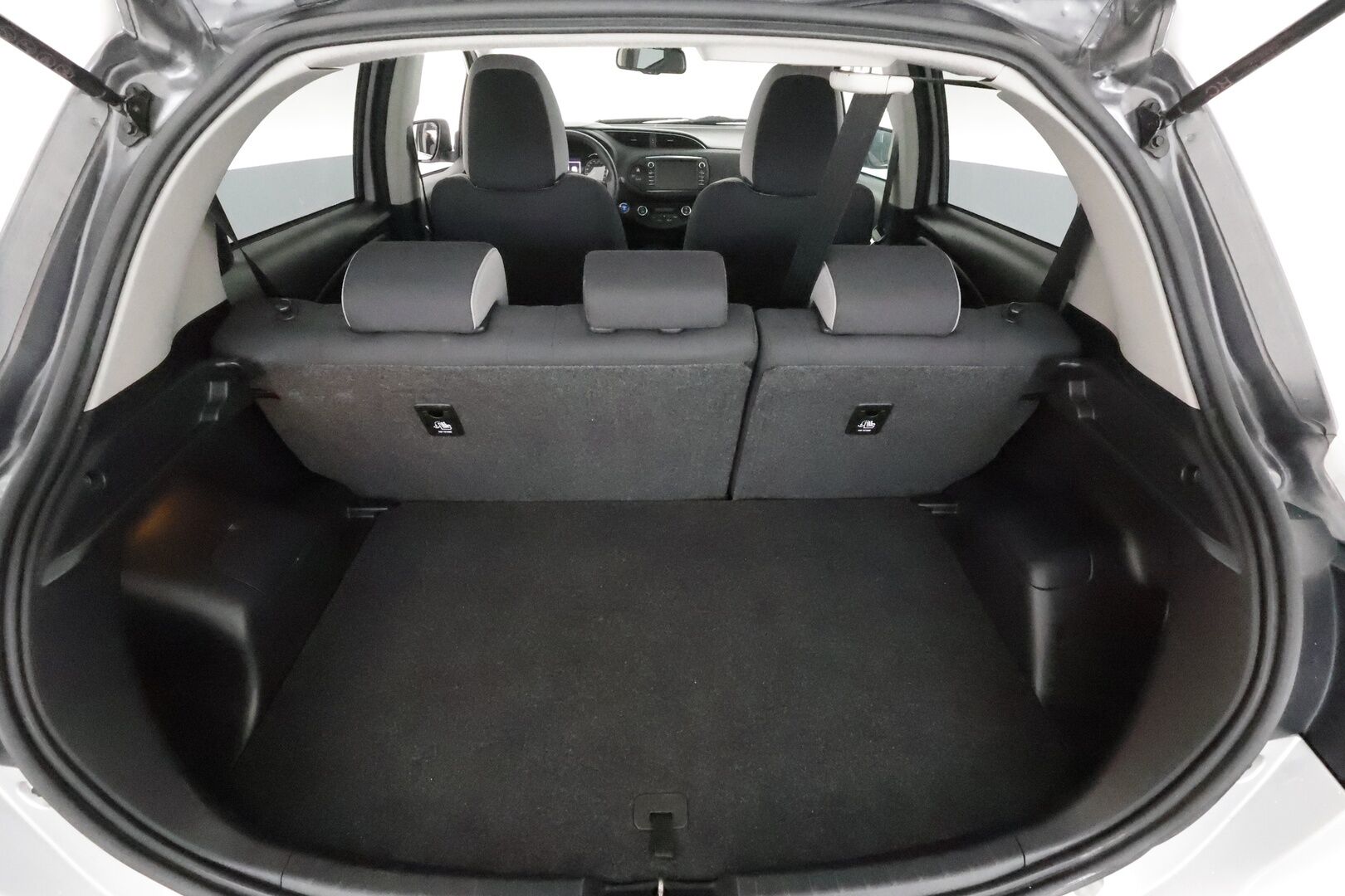 Toyota Yaris 2019 1,5 Hybrid Y20 Edition Business 5ov **Vakkari / P.kamera / Kaistanpitoavustin / Kahdet renkaat**