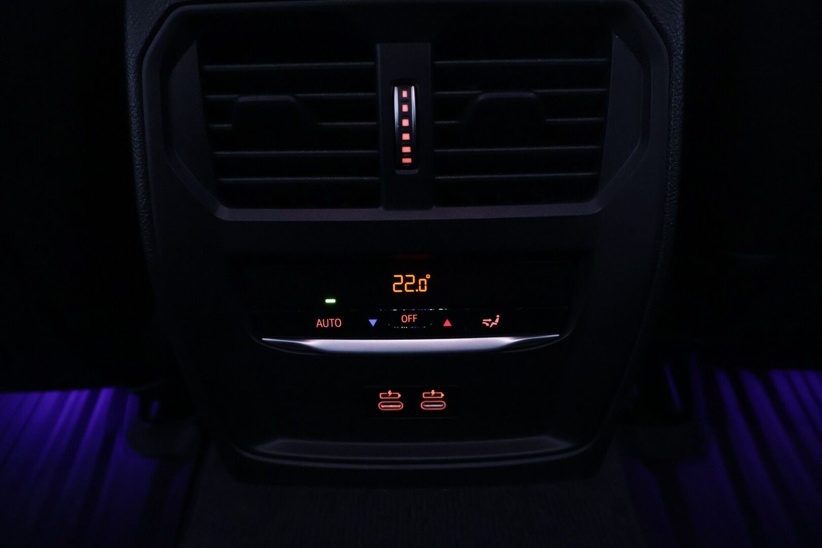 BMW 330 2021 G20 Sedan 330e xDrive Business M Sport * Vakkari / Tutkat / P.kamera / Navi / Hifit * - Kahdet renkaat / Huolettu 11/25 / Akku kuntotarkastettu