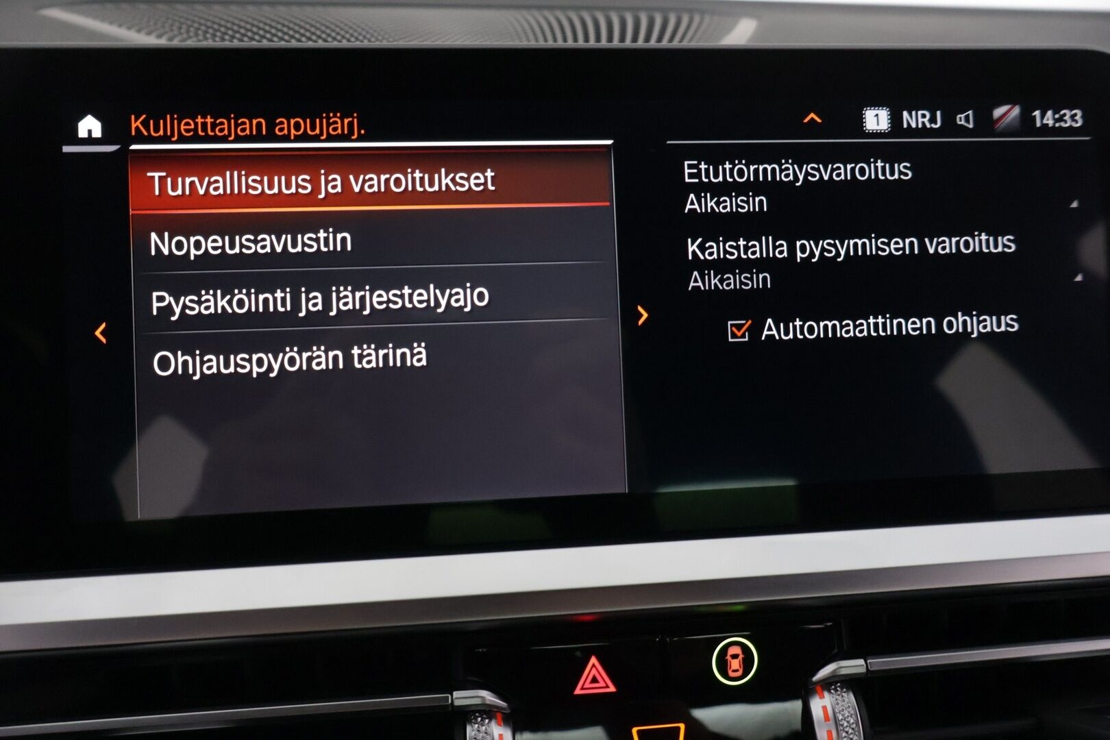 BMW 330 2021 G20 Sedan 330e xDrive Business M Sport * Vakkari / Tutkat / P.kamera / Navi / Hifit * - Kahdet renkaat / Huolettu 11/25 / Akku kuntotarkastettu