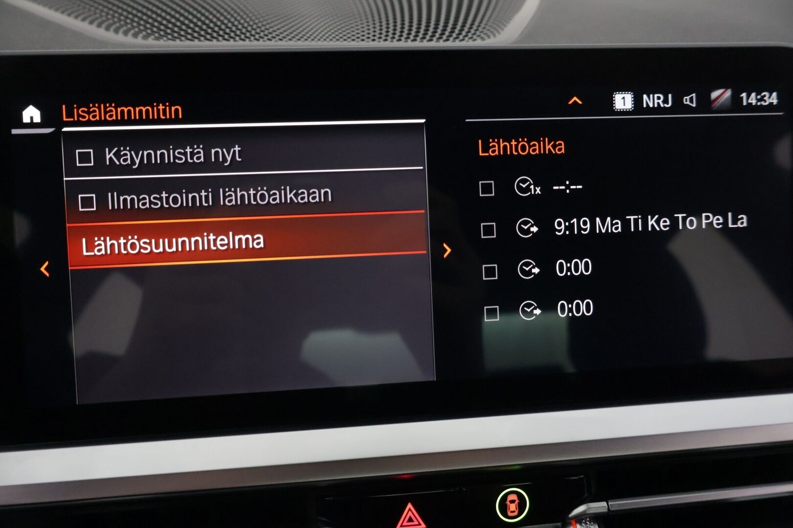 BMW 330 2021 G20 Sedan 330e xDrive Business M Sport * Vakkari / Tutkat / P.kamera / Navi / Hifit * - Kahdet renkaat / Huolettu 11/25 / Akku kuntotarkastettu