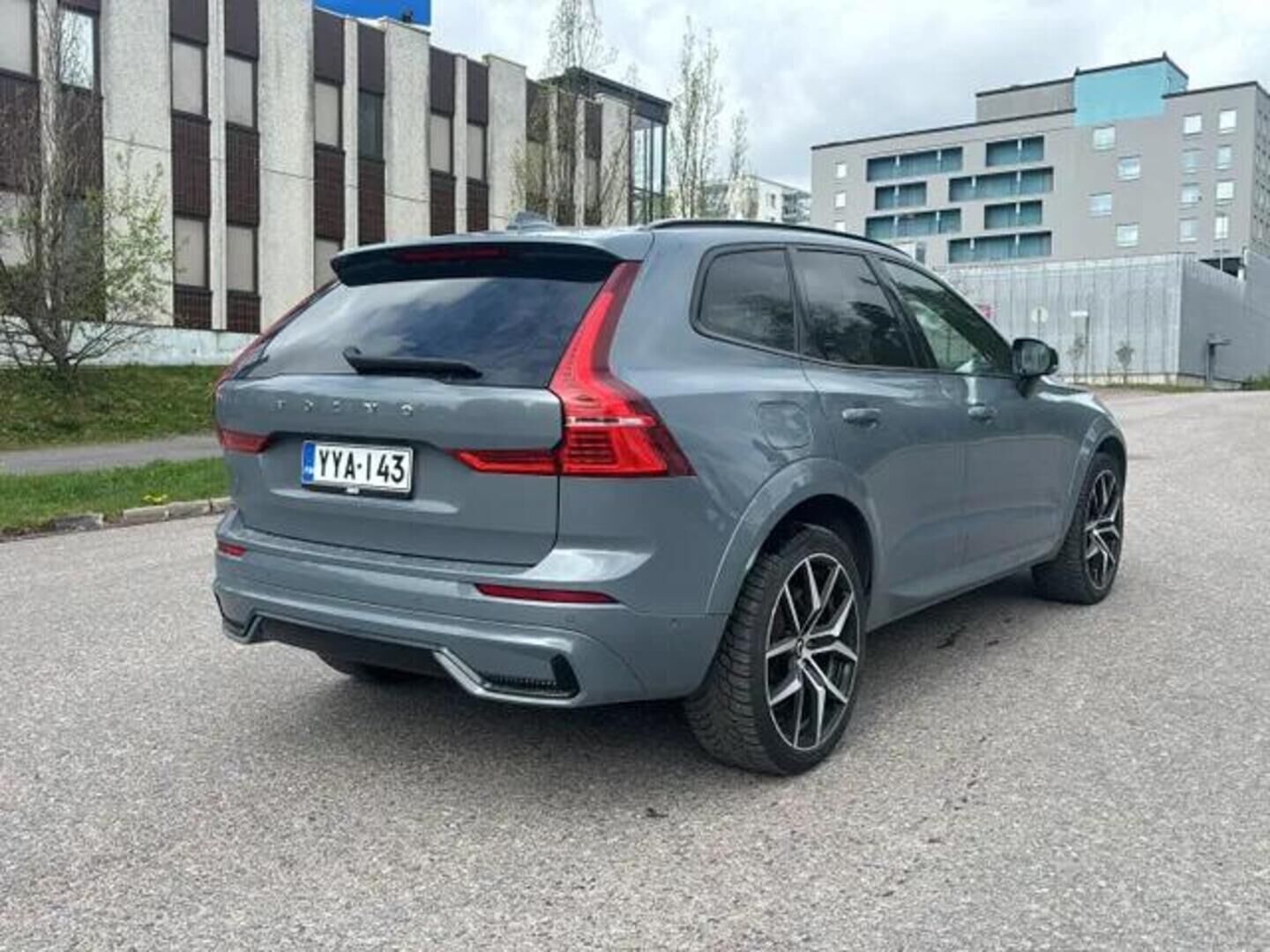 Volvo XC60 2023 T6 AWD Long Range Ultimate Dark aut - | B&W | Adapt.Cruise | 360Kamera | HUD | Muistipenkit | Panorama | VOC | Merkkihuolettu |
