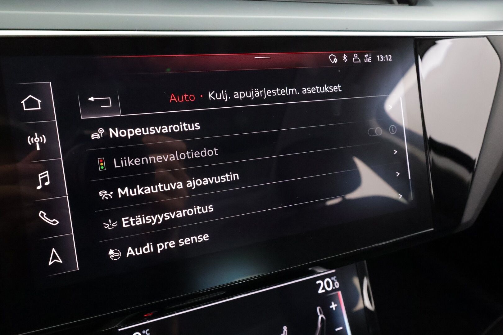 Audi e-tron 2020 50 quattro * ACC / LED / Lisälämmitin / Panorama / Muistipenkki / Nahat / P.tutkat * - Akku kuntotarkastettu / Kahdet Renkaat 