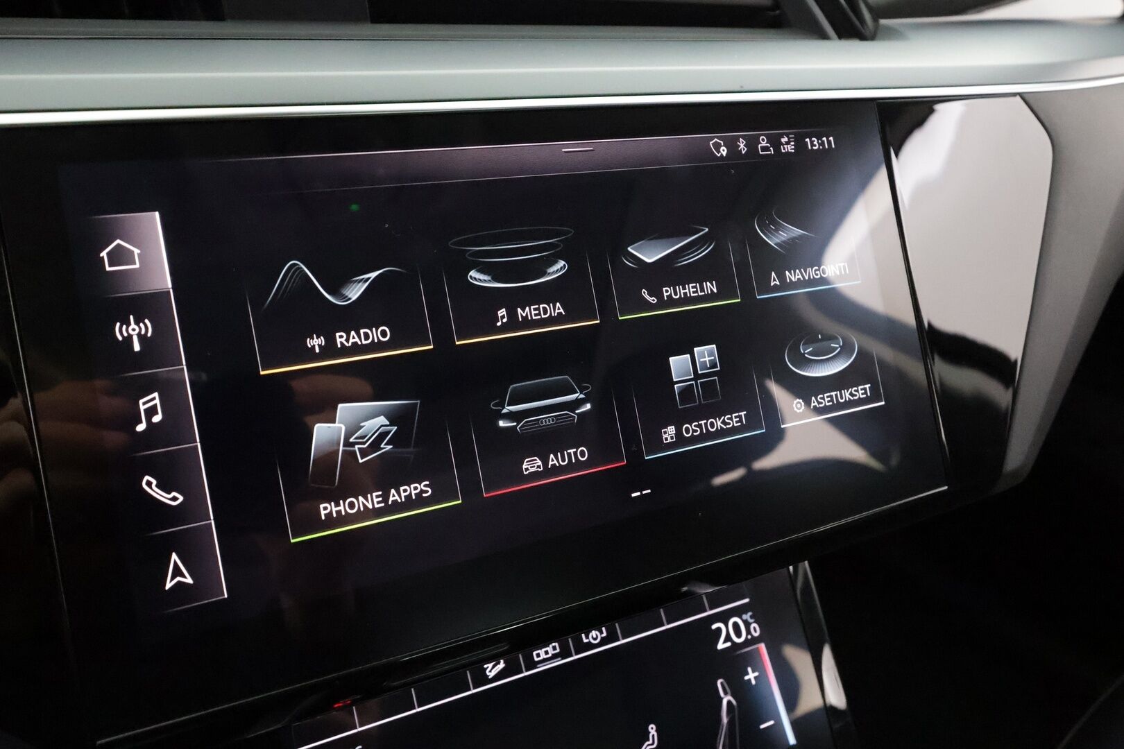 Audi e-tron 2020 50 quattro * ACC / LED / Lisälämmitin / Panorama / Muistipenkki / Nahat / P.tutkat * - Akku kuntotarkastettu / Kahdet Renkaat 