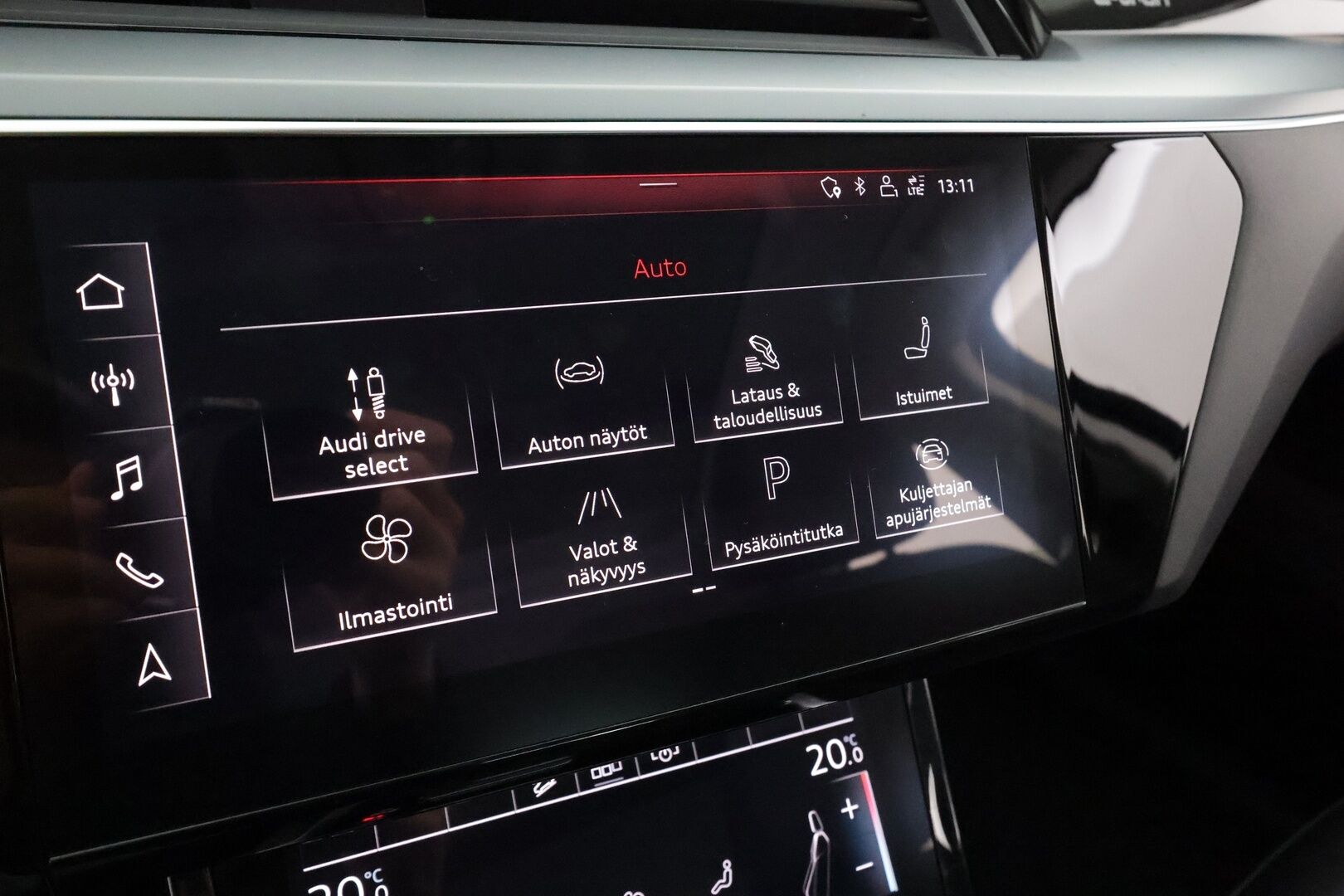 Audi e-tron 2020 50 quattro * ACC / LED / Lisälämmitin / Panorama / Muistipenkki / Nahat / P.tutkat * - Akku kuntotarkastettu / Kahdet Renkaat 