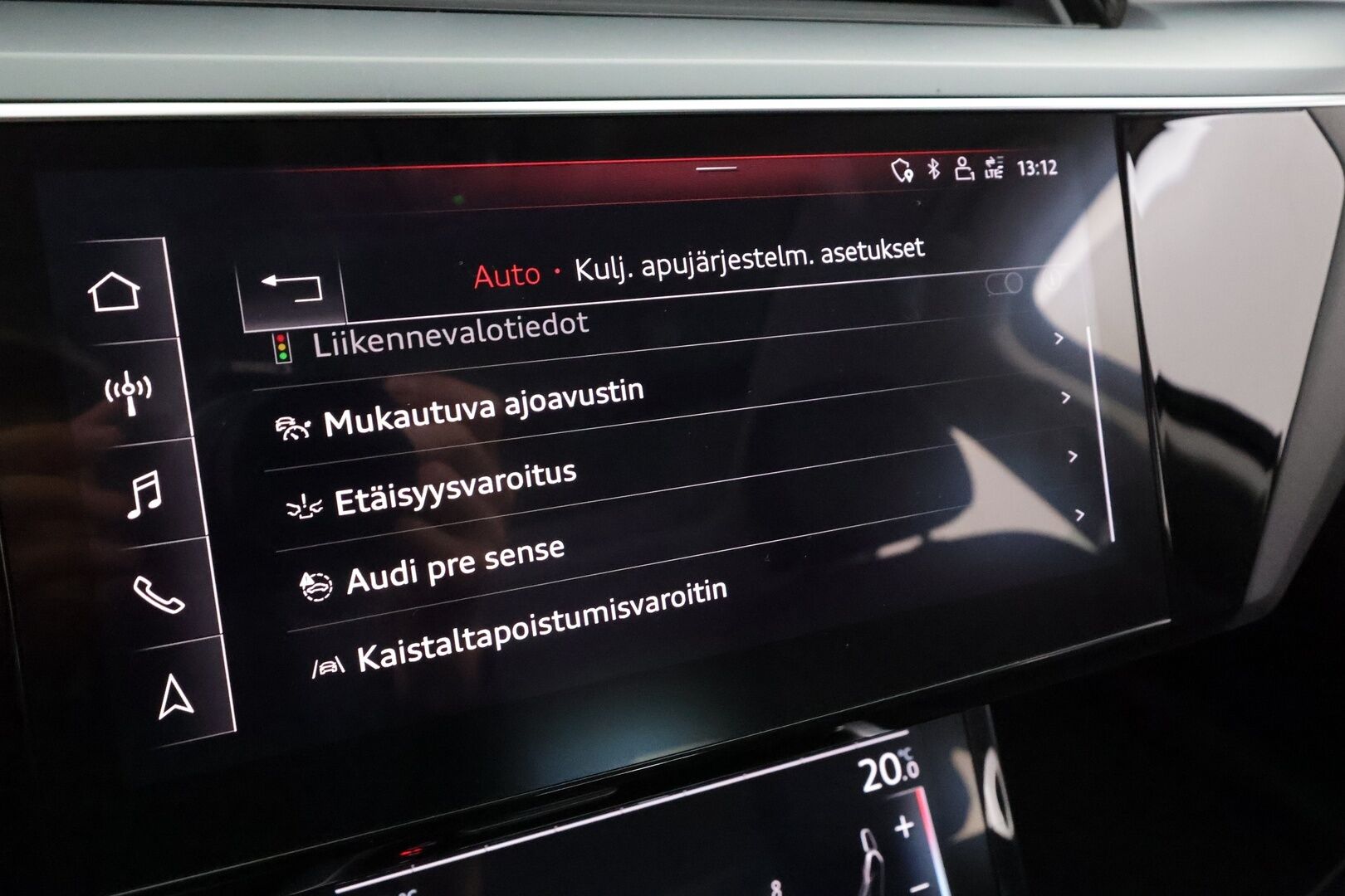 Audi e-tron 2020 50 quattro * ACC / LED / Lisälämmitin / Panorama / Muistipenkki / Nahat / P.tutkat * - Akku kuntotarkastettu / Kahdet Renkaat 
