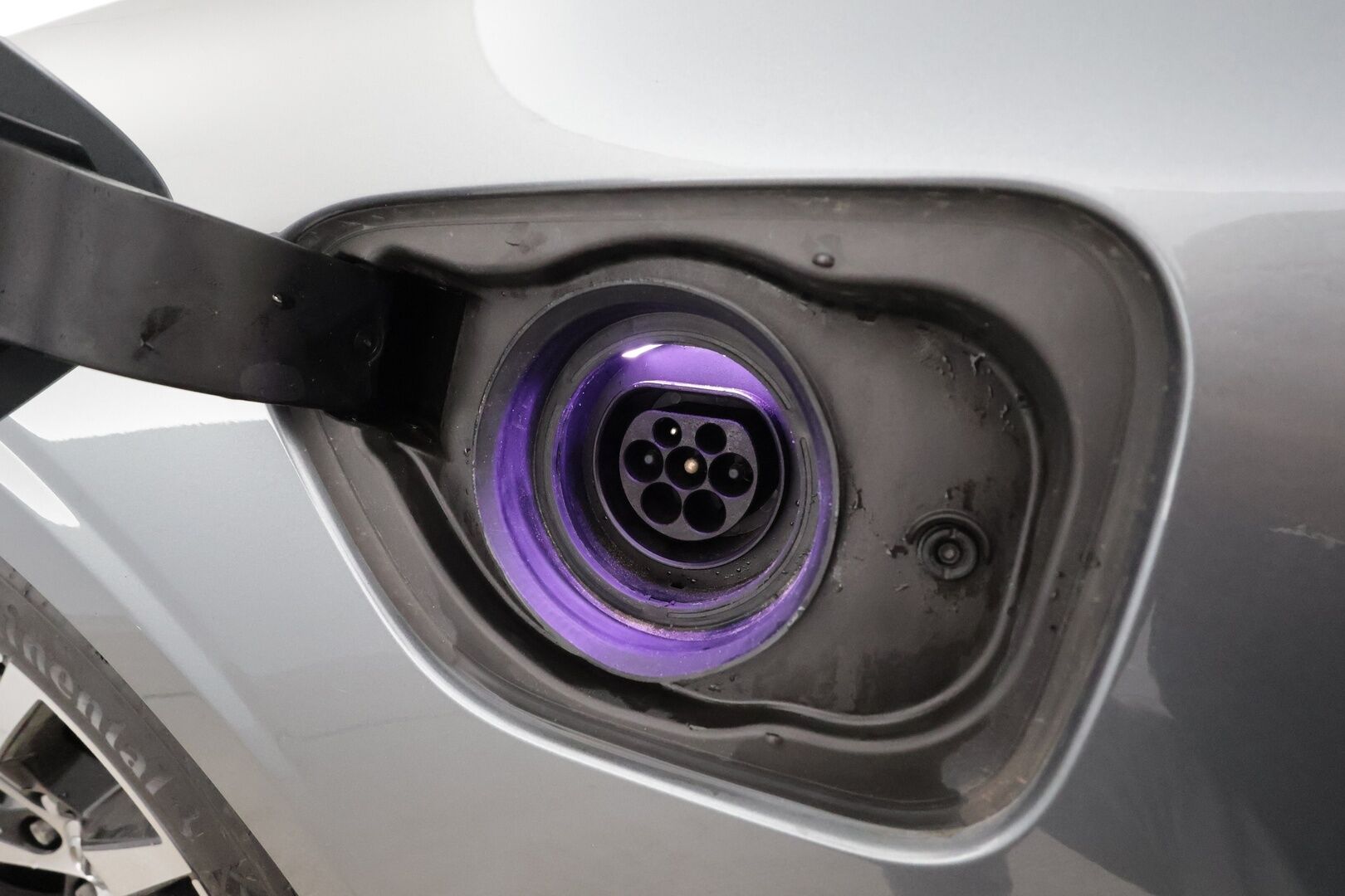 Volvo V60 2020 T6 TwE AWD Momentum aut * ACC / HUD / 360° / Full LED / Muistipenkki / Webasto / Koukku / BLIS / Navi / KeylessGo * - Akku kuntotarkastettu / Kahdet renkaat aluvanteilla