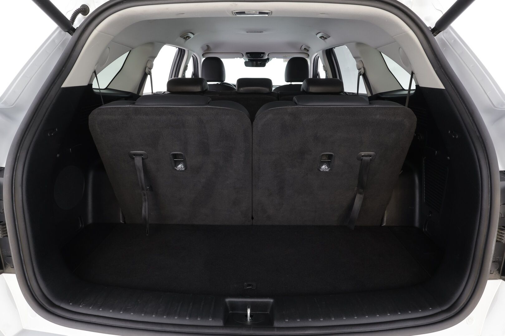 Toyota Yaris 2024 1,5 Hybrid 116 Intense * 1.Om Suomi-auto / ACC / P.kamera / Ratinlämmitin / Kaistavahti / Apple&Android * - Kahdet renkaat aluvanteilla / Merkkihuollettu - HULLUT BLACKWEEK JATKOT - KORKOTARJOUS 2,49%