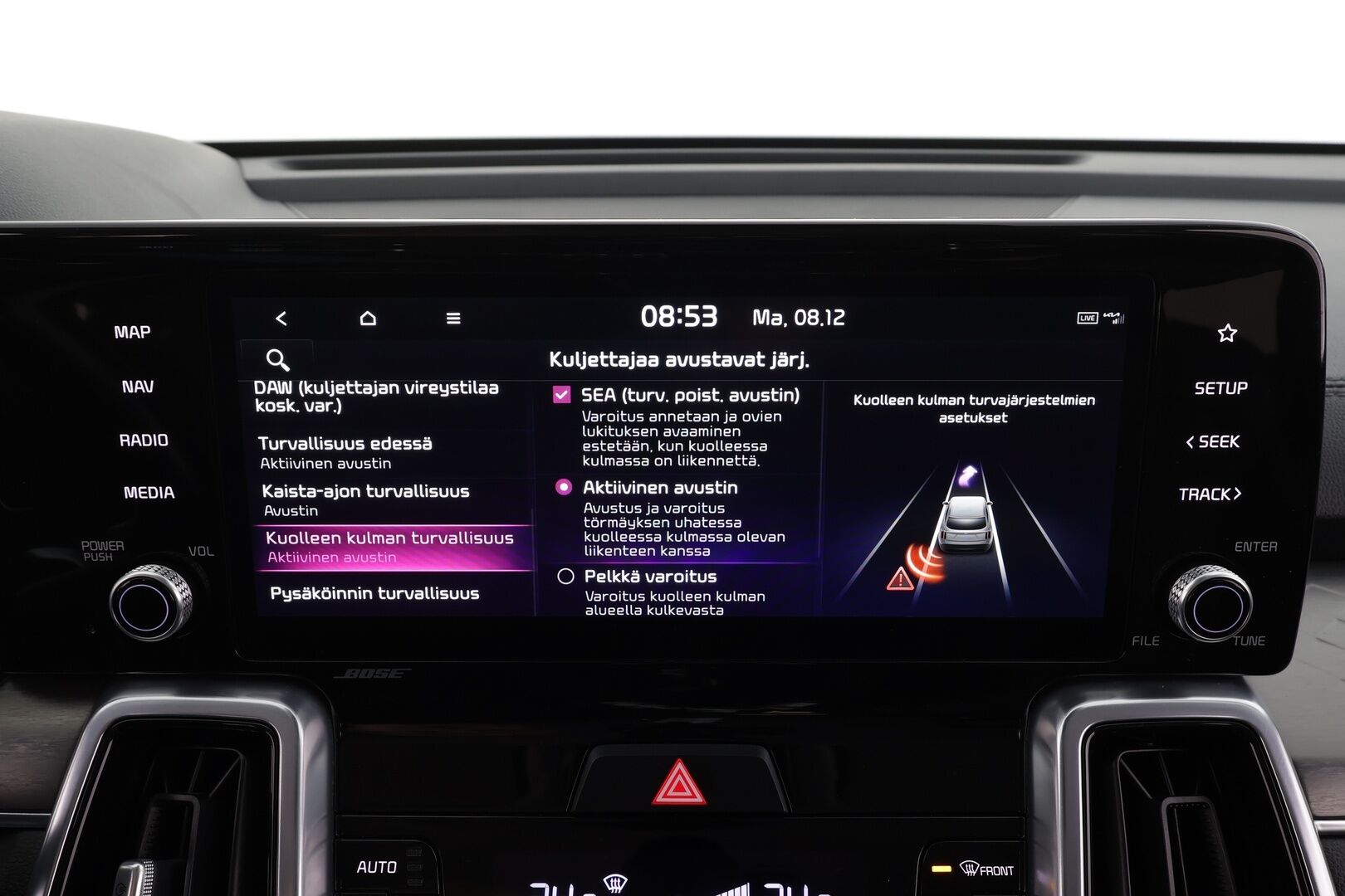 Toyota Yaris 2024 1,5 Hybrid 116 Intense * 1.Om Suomi-auto / ACC / P.kamera / Ratinlämmitin / Kaistavahti / Apple&Android * - Kahdet renkaat aluvanteilla / Merkkihuollettu - HULLUT BLACKWEEK JATKOT - KORKOTARJOUS 2,49%