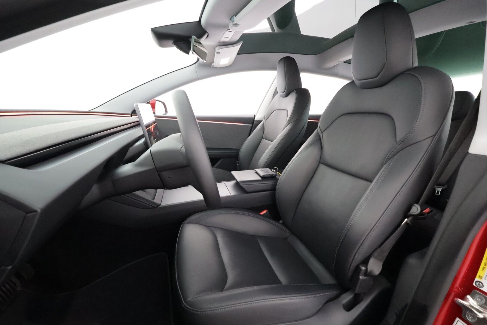 Tesla Model 3 2024 RWD Highland - | ACC | ILP | Ilm. sähkönahat | Takanäyttö | Lasikatto | Muistipenkki | Matrix-LED | Autosteer | BSM | P.kamera | Lämm. rati | 1-om suomiauto | 