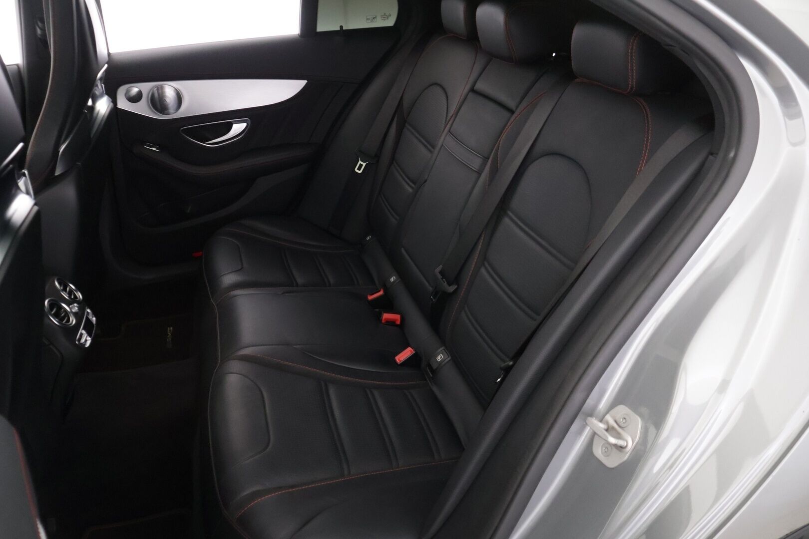 Mercedes-Benz C 43 AMG 2017 4Matic A *Burmester / HUD / Performance penkit / Distronic+ / BLIS / Keyless / AMG Ride Control* - *Näyttävällä kokonaisuudella oleva C450 AMG / KW Alusta / Palladium Silver* - HULLUT BLACKWEEK JATKOT - KORKOTARJOUS 2,49%