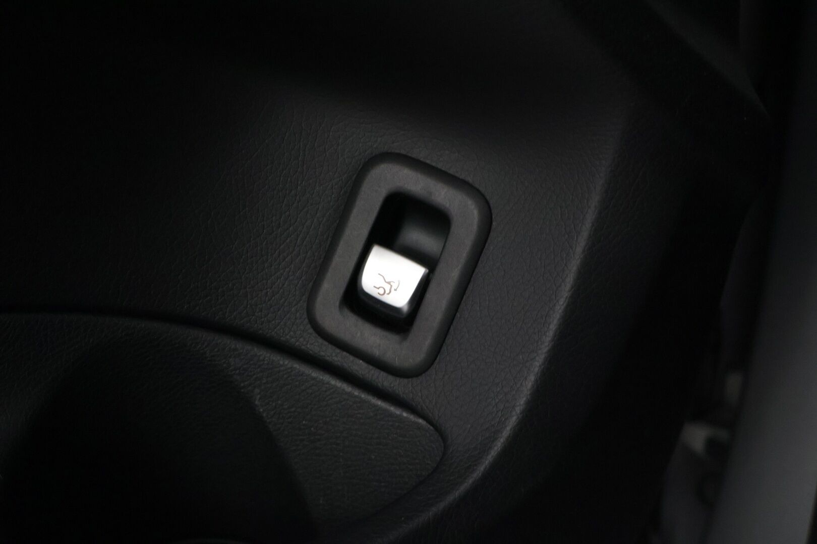 Mercedes-Benz C 43 AMG 2016 4Matic A *Burmester / HUD / Performance penkit / Distronic+ / BLIS / Keyless / AMG Ride Control* - *C450 AMG / KW Alusta / Palladium Silver*