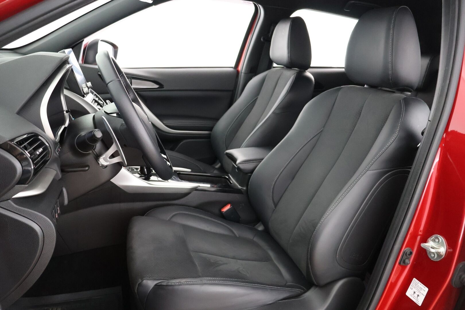 Mitsubishi ECLIPSE CROSS 2022 2.4 PHEV Intense Navi 4WD - P-kamera / Vetokoukku / Vakkari / NAVI / Remote Climate