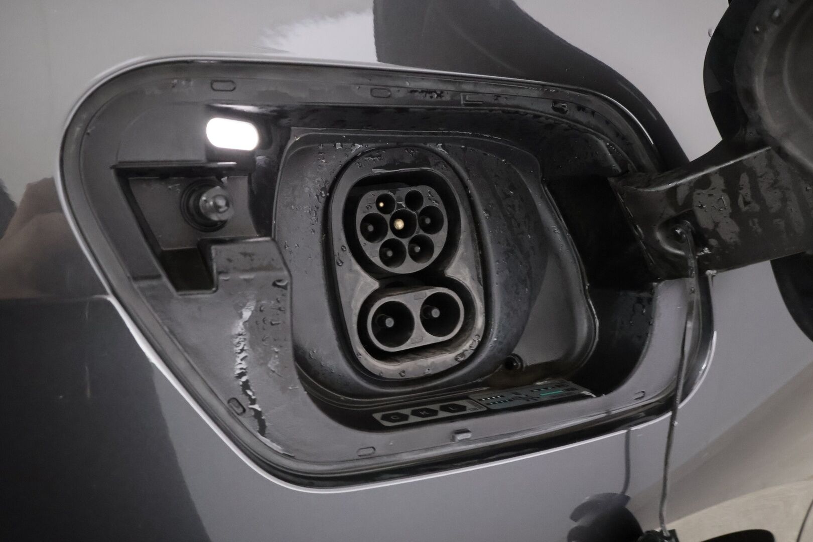 CUPRA Born 2022 e-Boost 170 kW 77 kWh - | ACC | ILP | DCC | HUD | Beats Audio | Sähköpenkit hieronnalla | Keyless | Cupra Bucket Seats | P.kamera | Lämm. ratti | LED | 