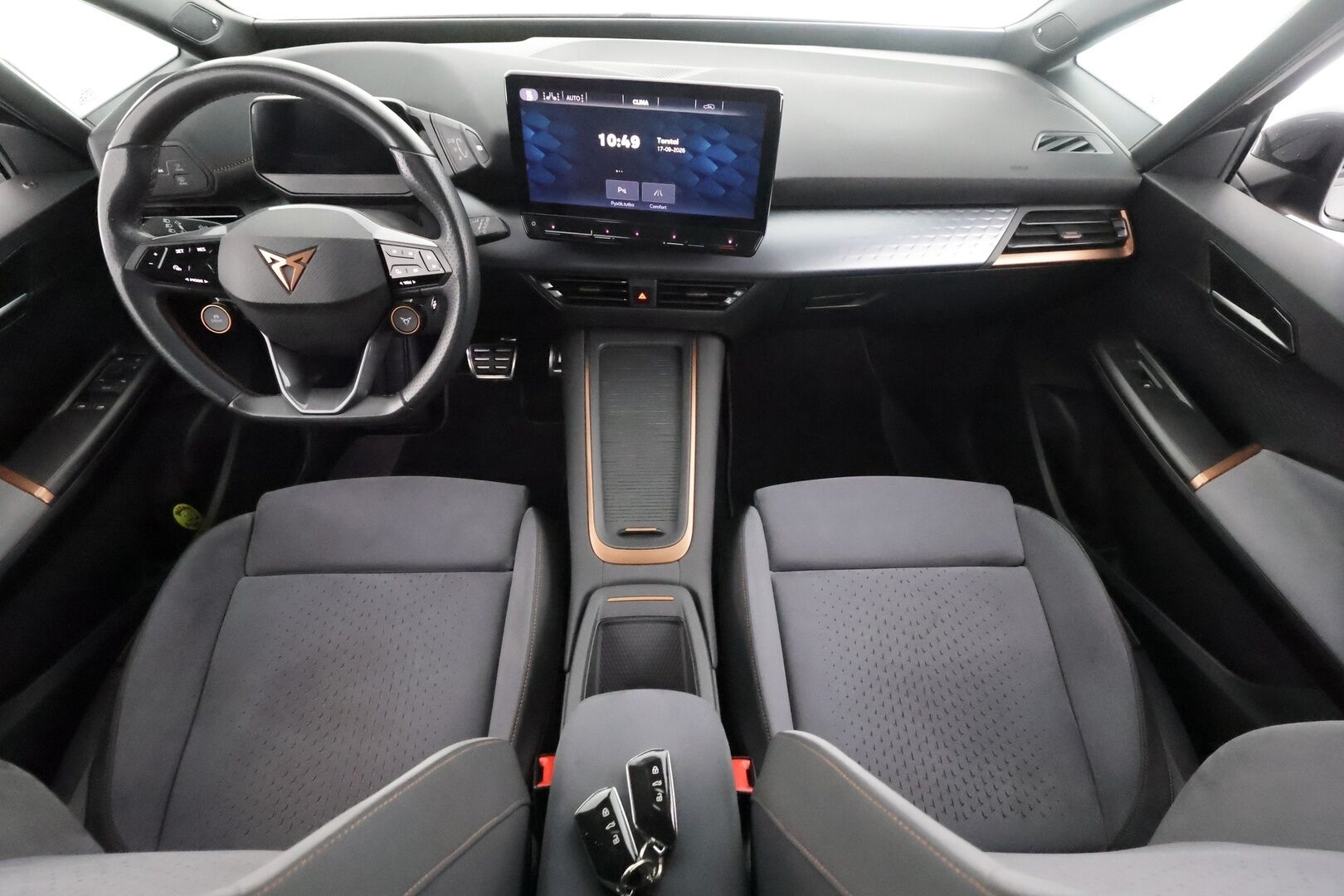 CUPRA Born 2022 e-Boost 170 kW 77 kWh - | ACC | ILP | DCC | HUD | Beats Audio | Sähköpenkit hieronnalla | Keyless | Cupra Bucket Seats | P.kamera | Lämm. ratti | LED | 