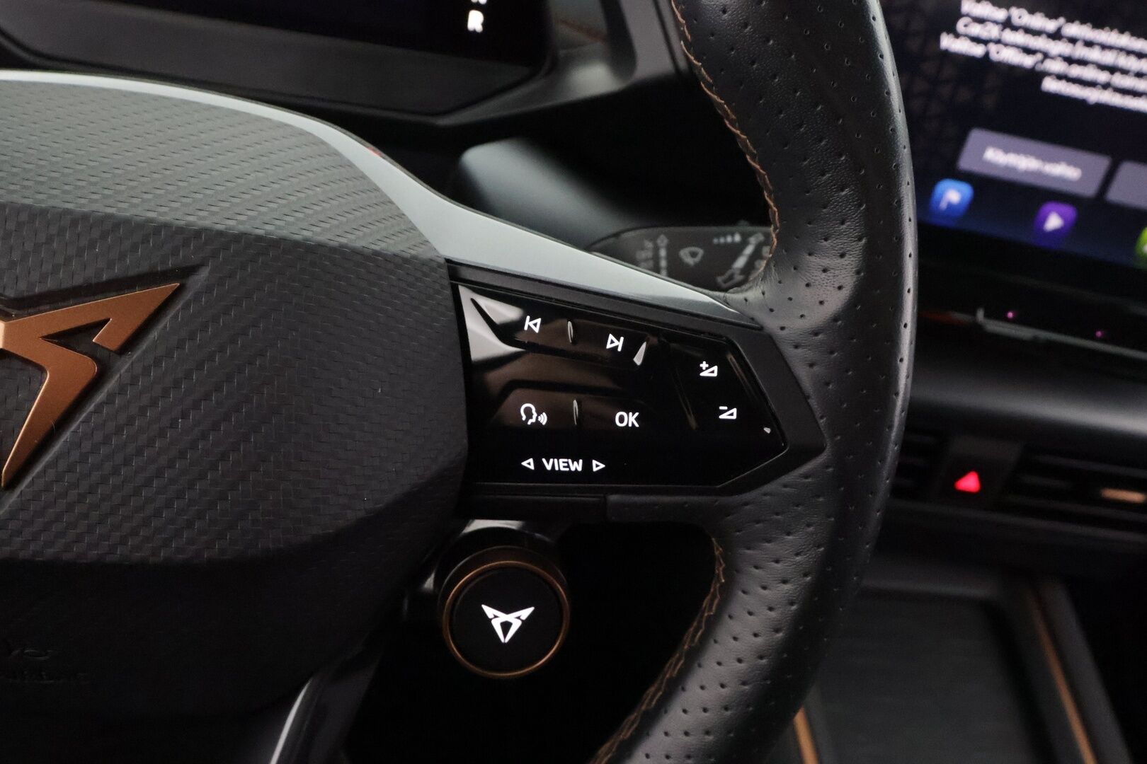 CUPRA Born 2022 e-Boost 170 kW 77 kWh - | ACC | ILP | DCC | HUD | Beats Audio | Sähköpenkit hieronnalla | Keyless | Cupra Bucket Seats | P.kamera | Lämm. ratti | LED | 