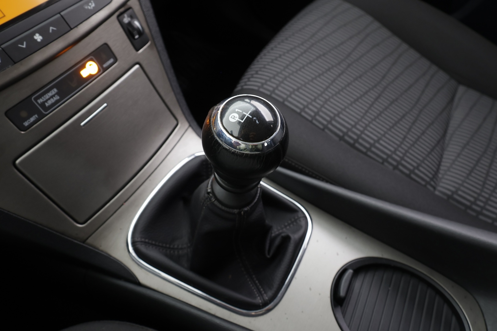 Toyota Avensis 2011 1,8 Valvematic Sol Edition Wagon * Suomi-auto / Vakkari / Koukku / Aut.Ilmastointi / Lohkolämmitin / P.tutka - Kahdet renkaat - Osta nyt, maksa vasta ensi vuonna