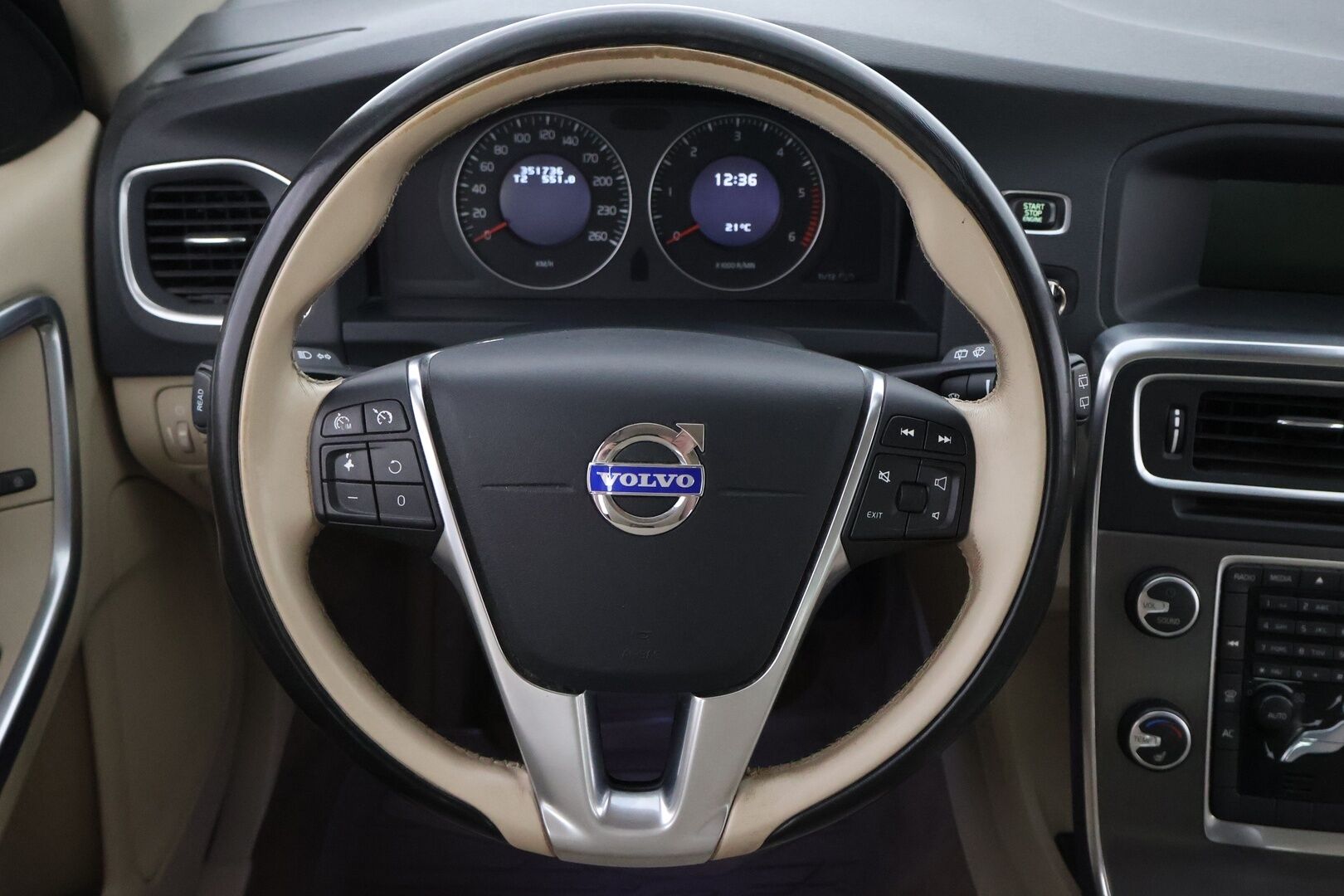 Volvo V60 2010 D3 Momentum Business