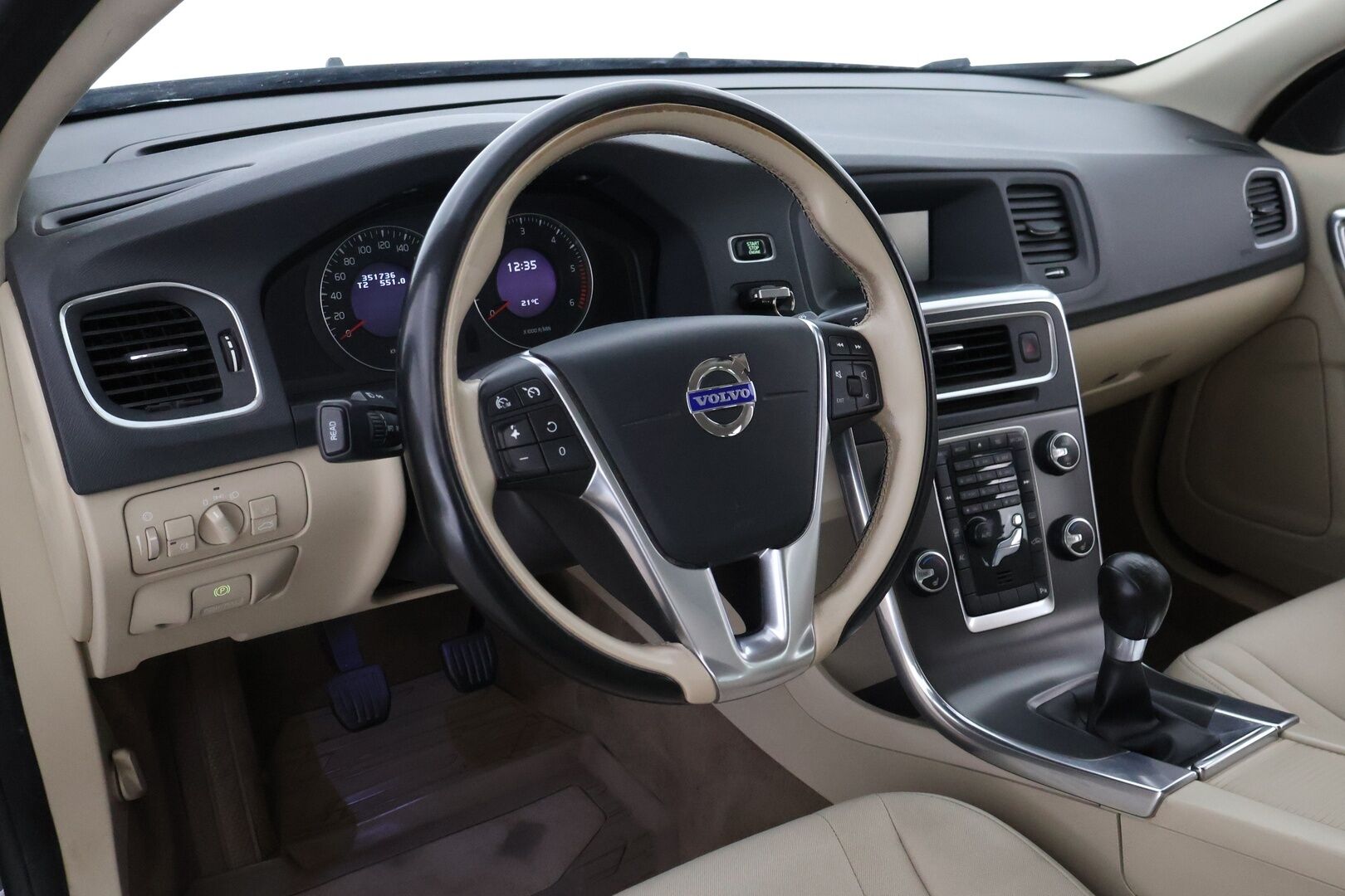 Volvo V60 2010 D3 Momentum Business
