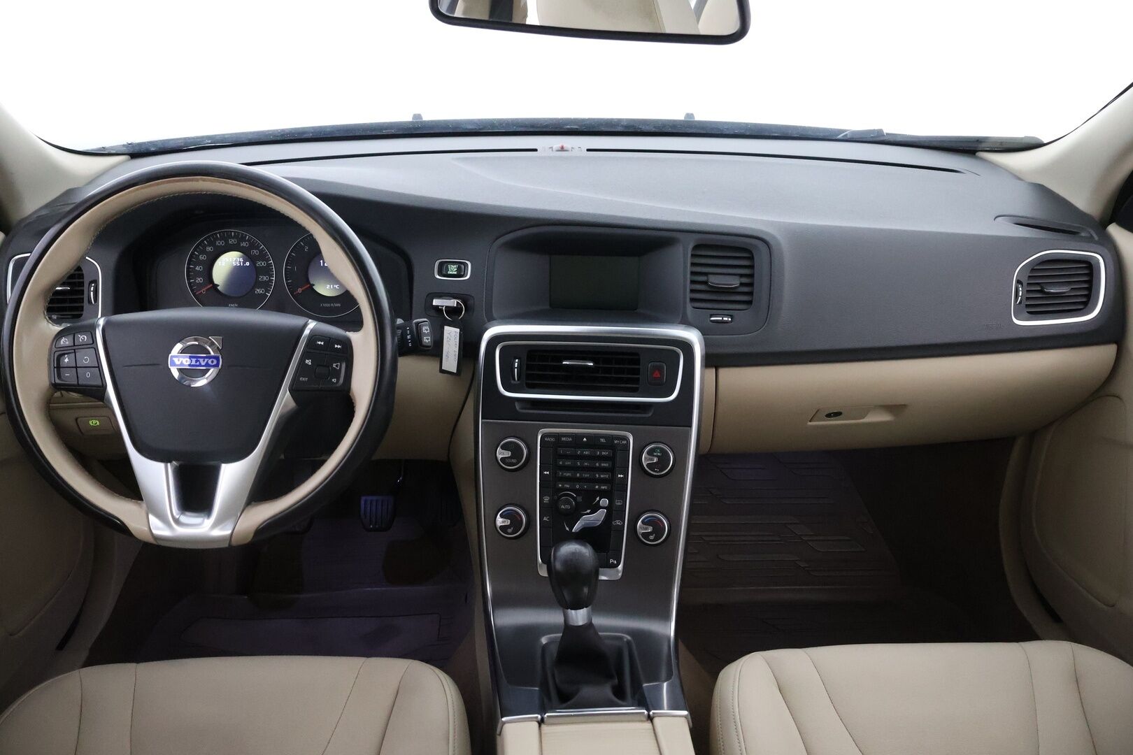 Volvo V60 2010 D3 Momentum Business