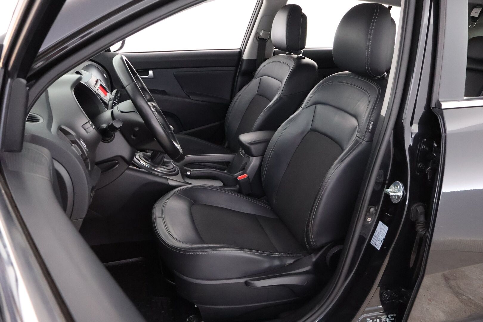 Kia Sportage 2011 2,0 AWD EX - Suomiauto / Vakkari / Puolinahkasisusta / Lohko & Sisäpistoke / Vetokoukku / Juuri tullut Tampereelle!