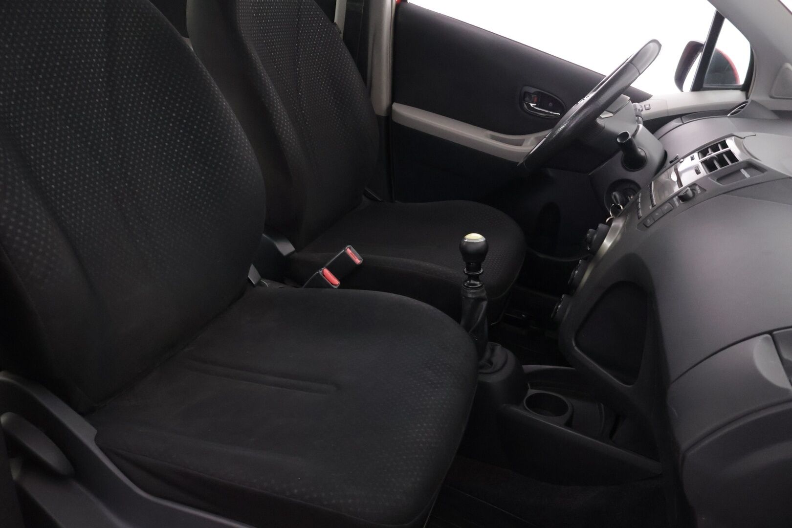 Toyota Yaris 2011 1,4 D-4D DPF Edition 2011 5ov *YritysOutlet - Myydään vain yrityksille* - *Suomi-auto / Pakettiautoksi rekisteröity / Kahdet renkaat / Huoltohistoria*