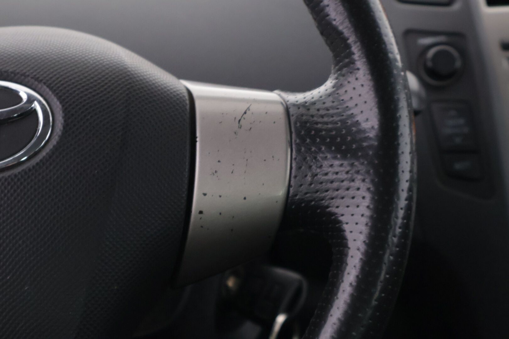 Toyota Yaris 2011 1,4 D-4D DPF Edition 2011 5ov *YritysOutlet - Myydään vain yrityksille* - *Suomi-auto / Pakettiautoksi rekisteröity / Kahdet renkaat / Huoltohistoria*