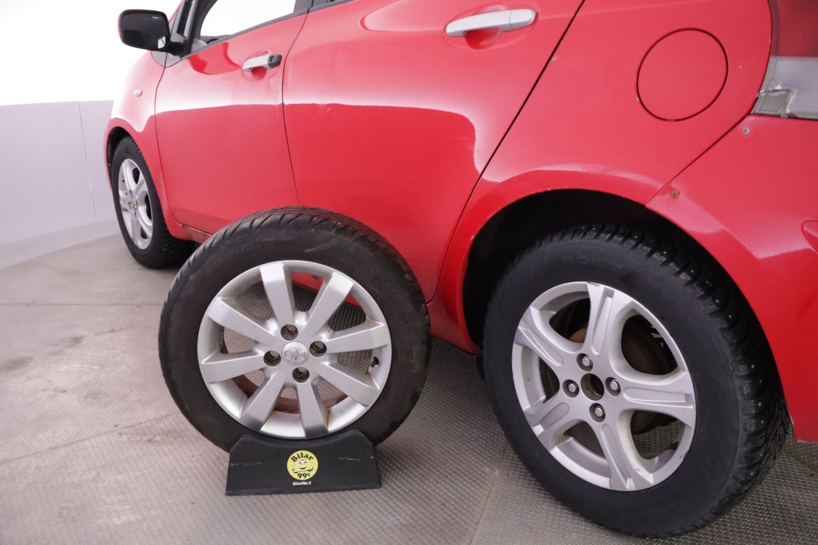 Toyota Yaris 2011 1,4 D-4D DPF Edition 2011 5ov *YritysOutlet - Myydään vain yrityksille* - *Suomi-auto / Pakettiautoksi rekisteröity / Kahdet renkaat / Huoltohistoria*