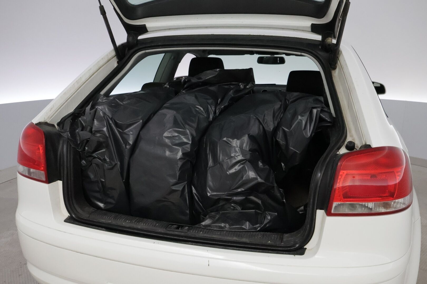 Audi A3 2008 Compact Coupe Ambition 1,4 TFSI 92 kW Business - YritysOutlet - Myydään vain yrityksille - – Tämä auto myydään YritysOutlet -valikoimasta vain yritykselle