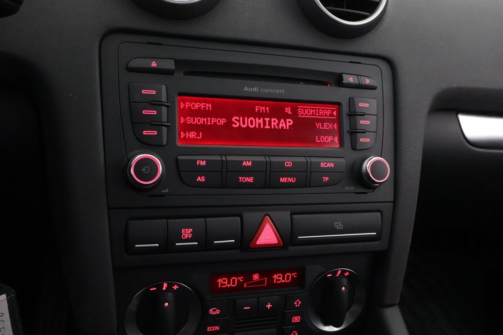 Audi A3 2008 Compact Coupe Ambition 1,4 TFSI 92 kW Business - YritysOutlet - Myydään vain yrityksille - – Tämä auto myydään YritysOutlet -valikoimasta vain yritykselle