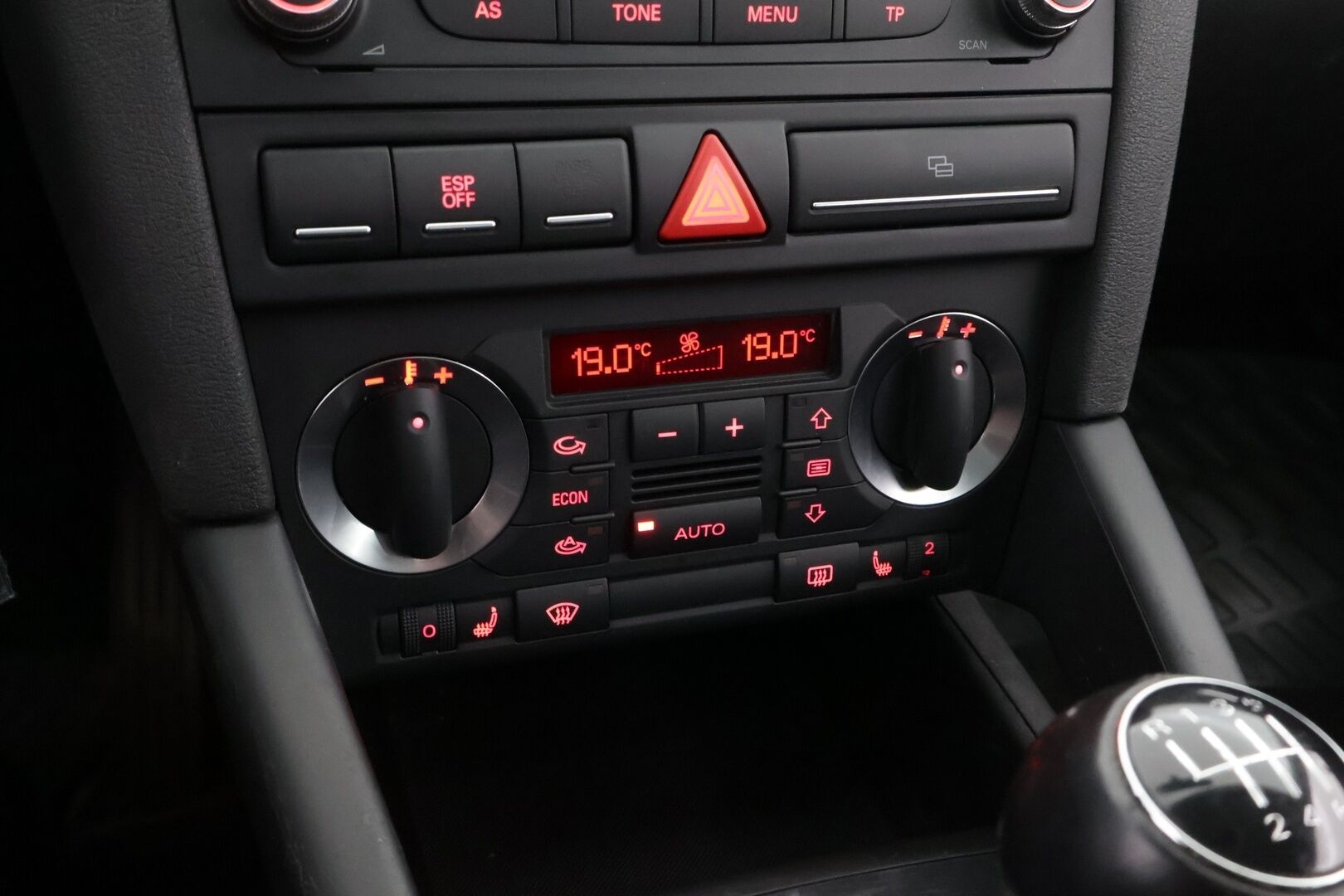 Audi A3 2008 Compact Coupe Ambition 1,4 TFSI 92 kW Business - YritysOutlet - Myydään vain yrityksille - – Tämä auto myydään YritysOutlet -valikoimasta vain yritykselle