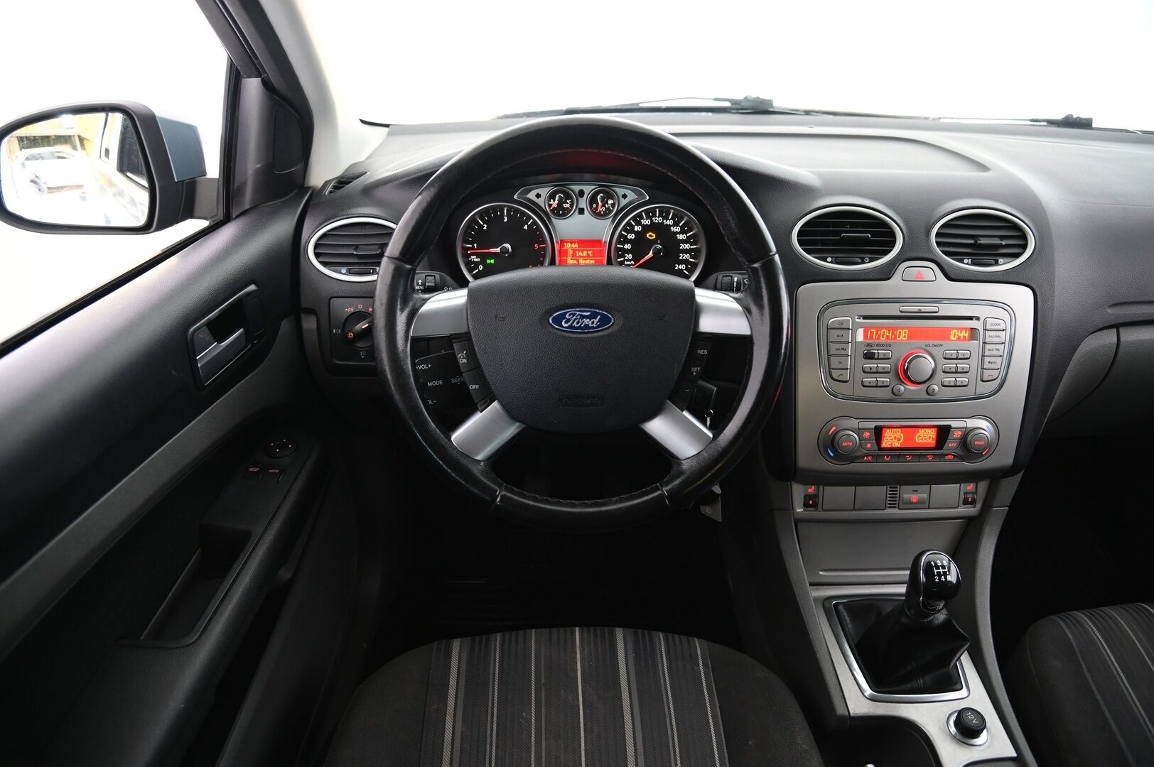 Ford Focus 2008 1,6 TDCi 90hv Trend M5 Wagon *Myydään Huutokaupat.com* - *LEIMA 05/26 / 2x Renkaat / Koukku*