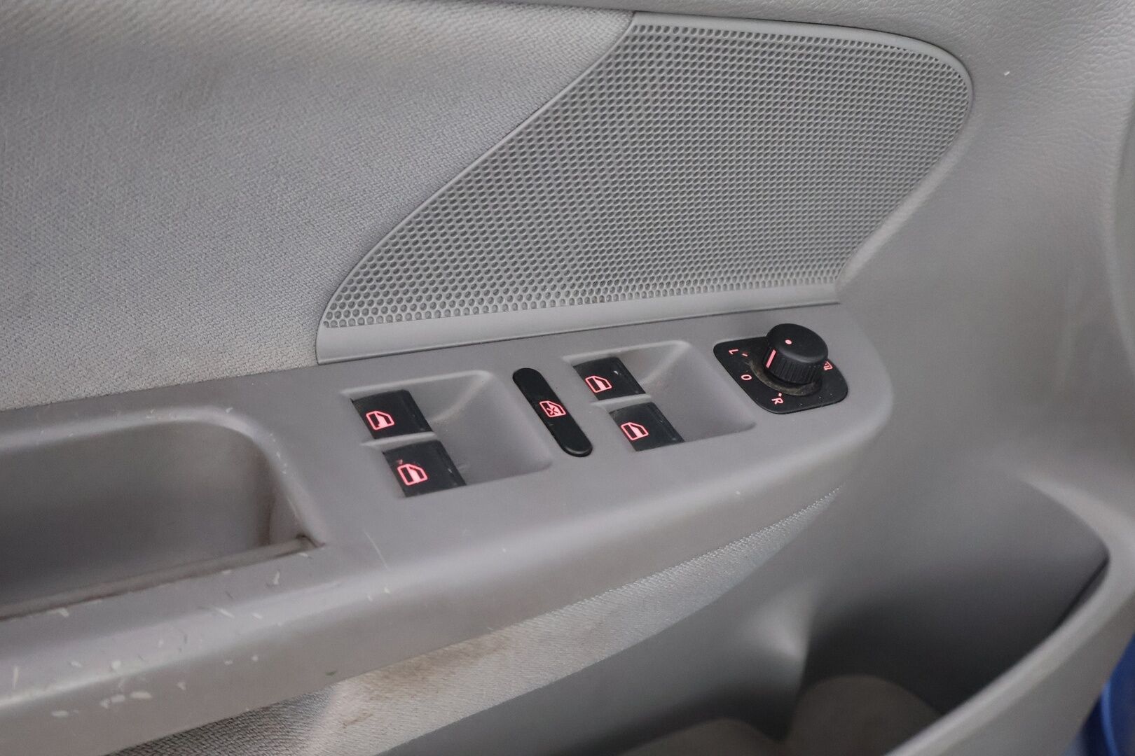Volkswagen Golf 2005 MYYDÄÄN HUUTOKAUPAT.COM!